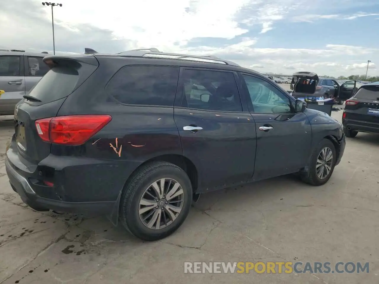 3 Photograph of a damaged car 5N1DR2AN5LC582107 NISSAN PATHFINDER 2020