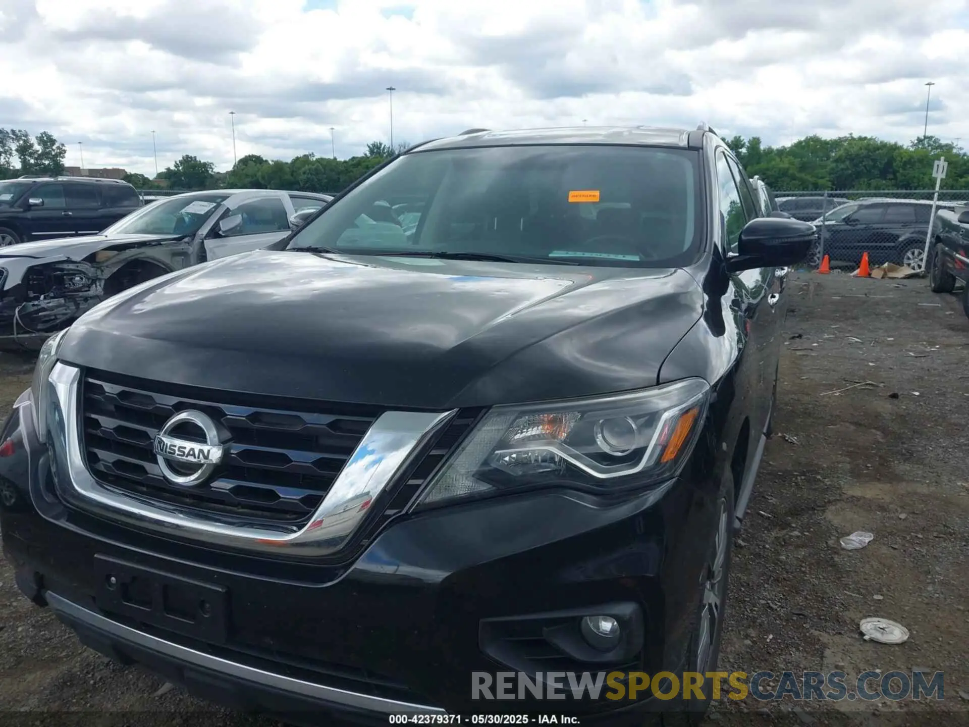 6 Photograph of a damaged car 5N1DR2BM0LC590329 NISSAN PATHFINDER 2020