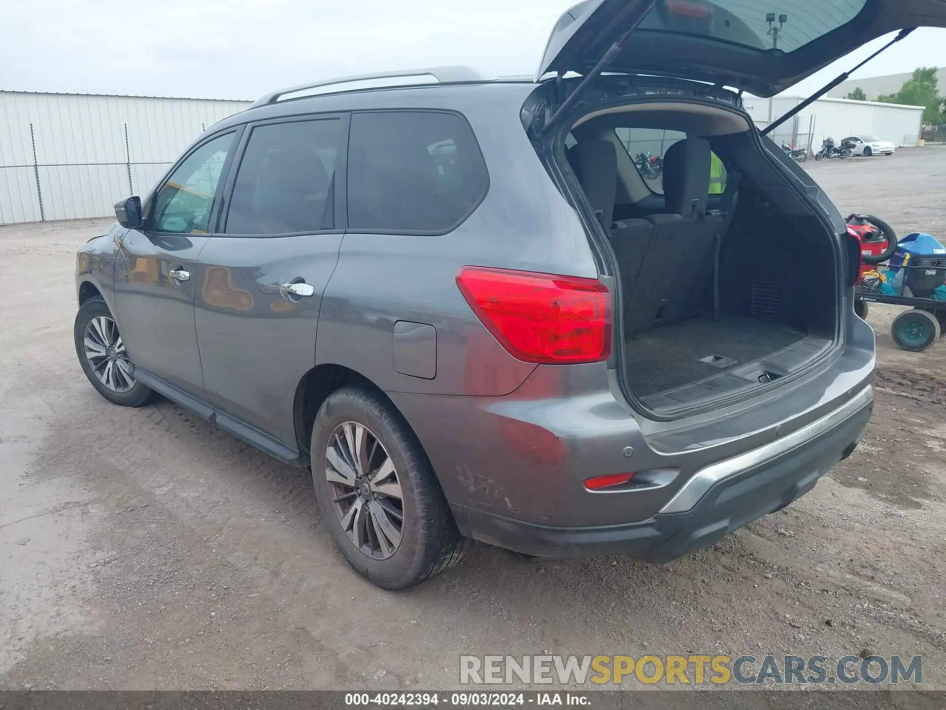 3 Photograph of a damaged car 5N1DR2BM1LC597564 NISSAN PATHFINDER 2020