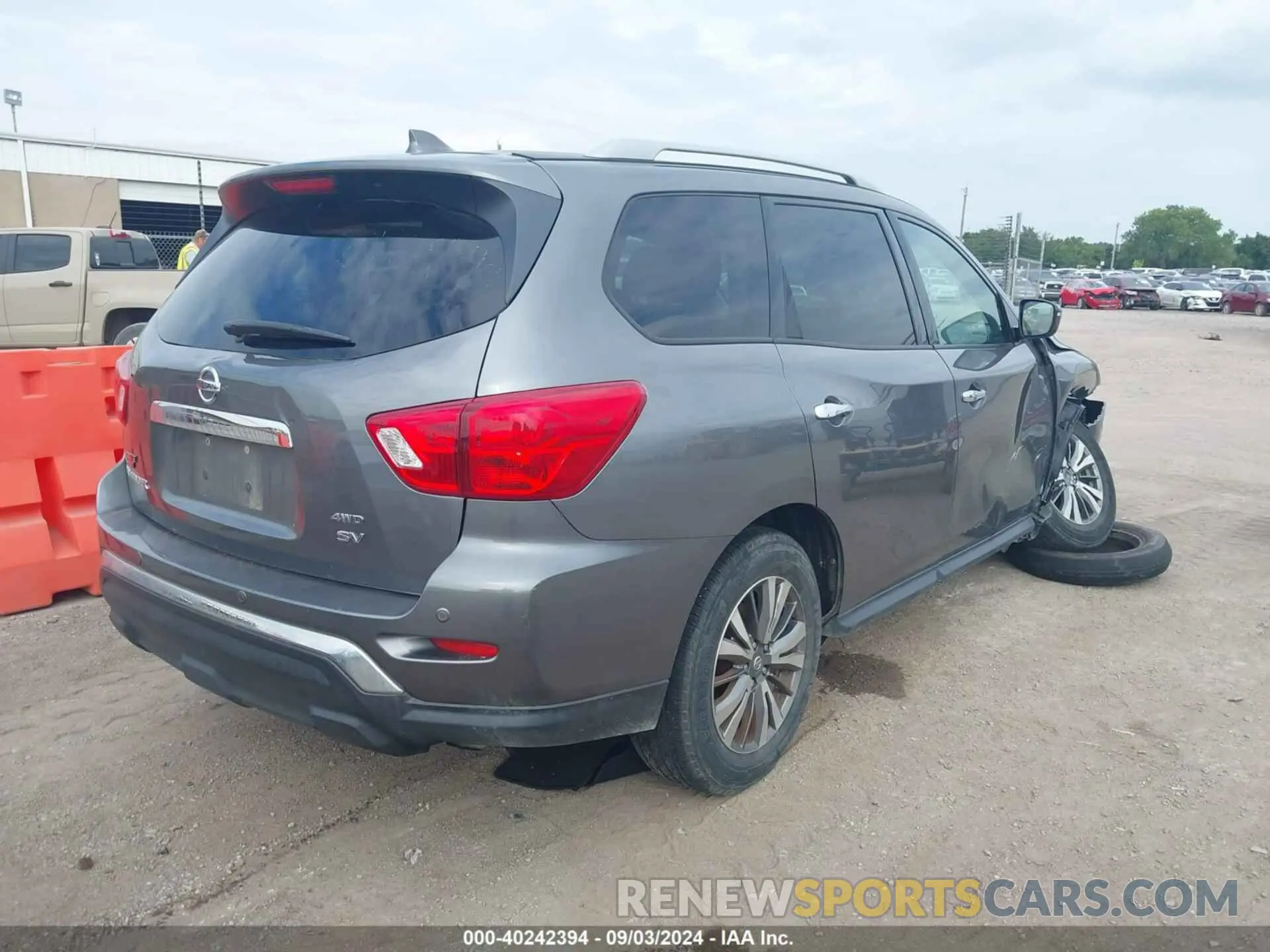 4 Photograph of a damaged car 5N1DR2BM1LC597564 NISSAN PATHFINDER 2020