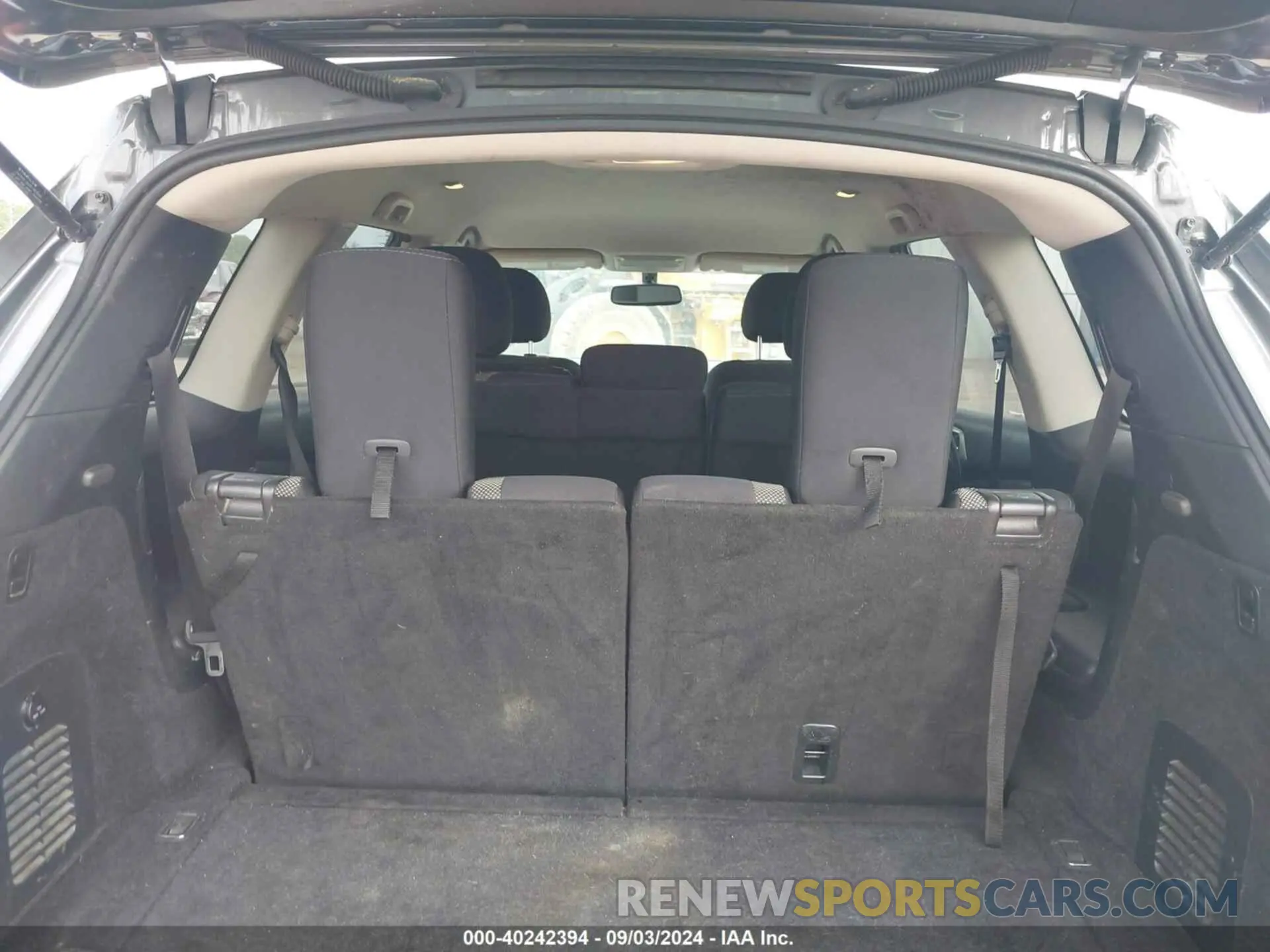 8 Photograph of a damaged car 5N1DR2BM1LC597564 NISSAN PATHFINDER 2020