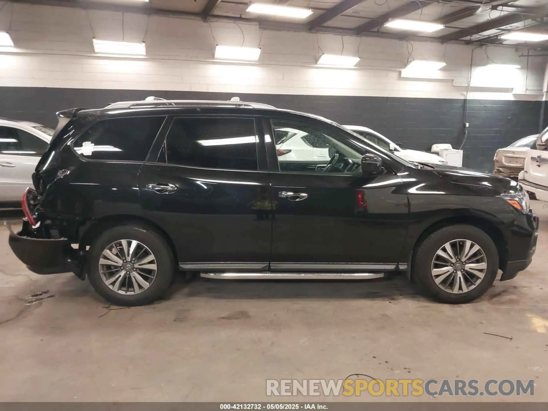 13 Photograph of a damaged car 5N1DR2BM1LC617635 NISSAN PATHFINDER 2020