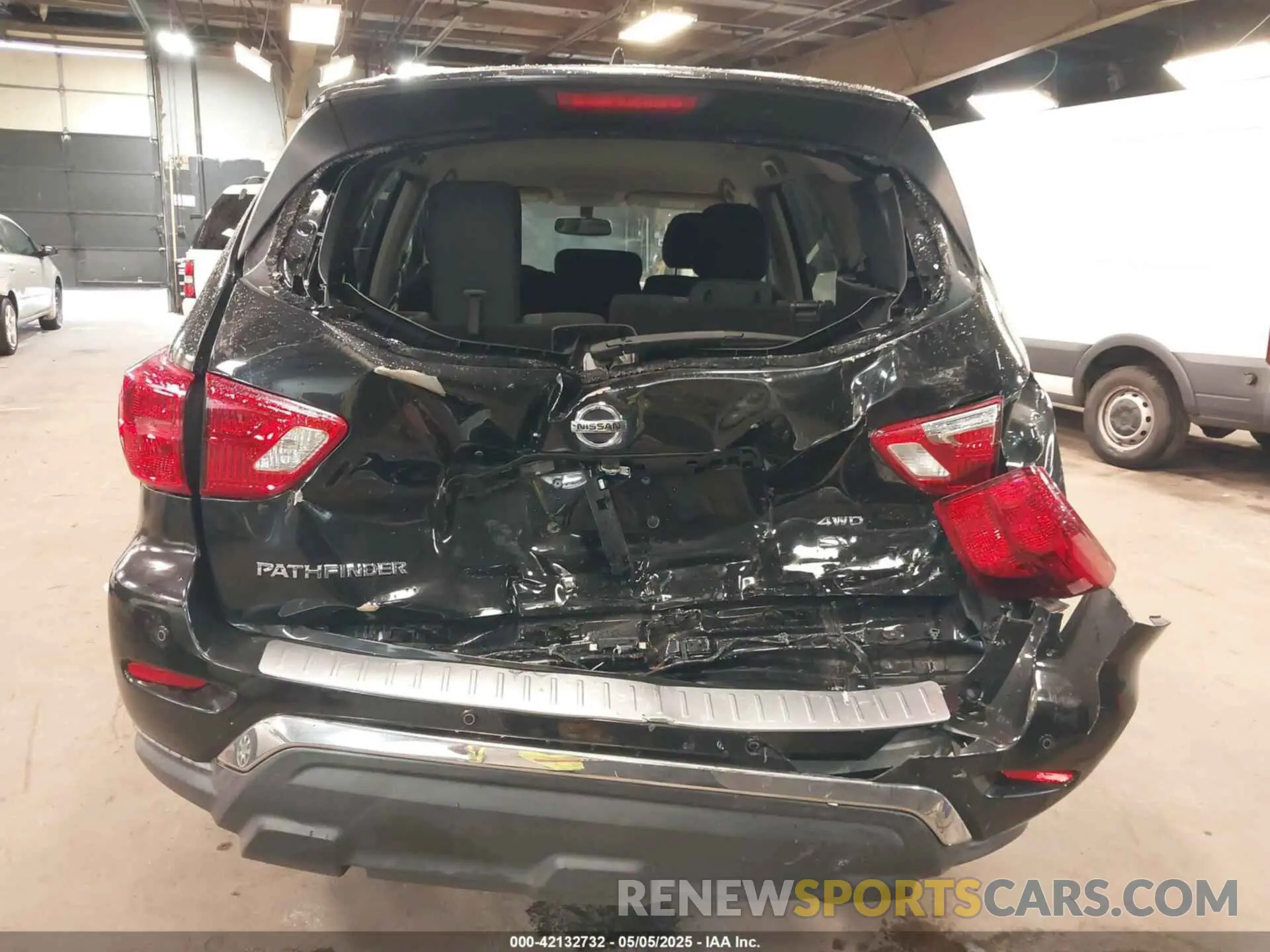 6 Photograph of a damaged car 5N1DR2BM1LC617635 NISSAN PATHFINDER 2020