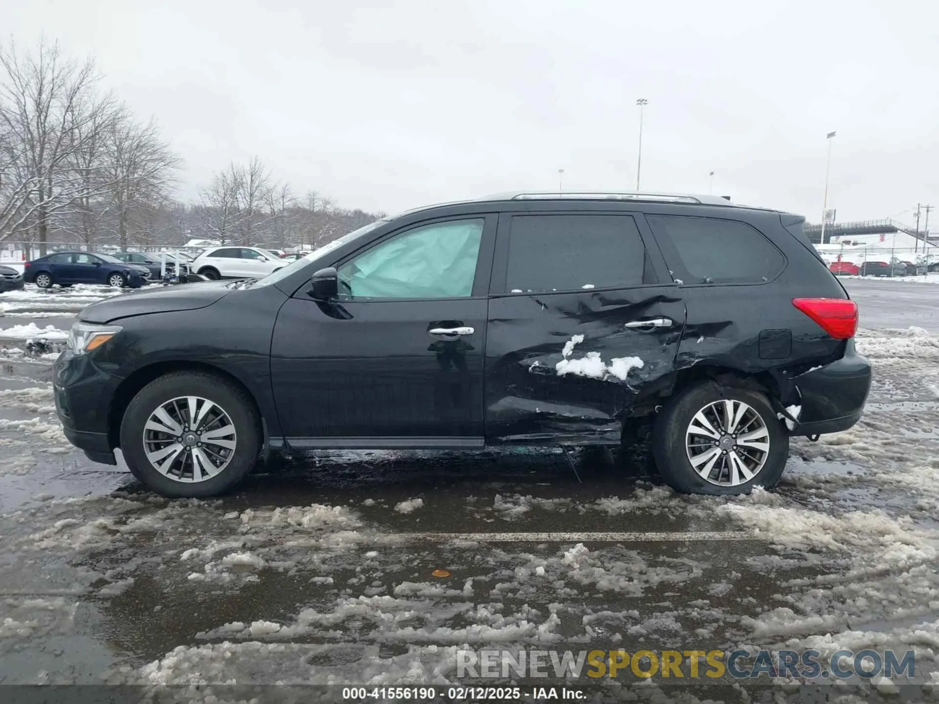 14 Photograph of a damaged car 5N1DR2BM1LC638002 NISSAN PATHFINDER 2020