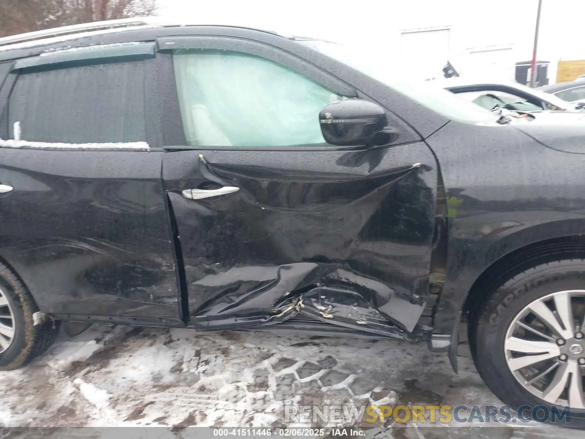 6 Photograph of a damaged car 5N1DR2BM1LC649498 NISSAN PATHFINDER 2020