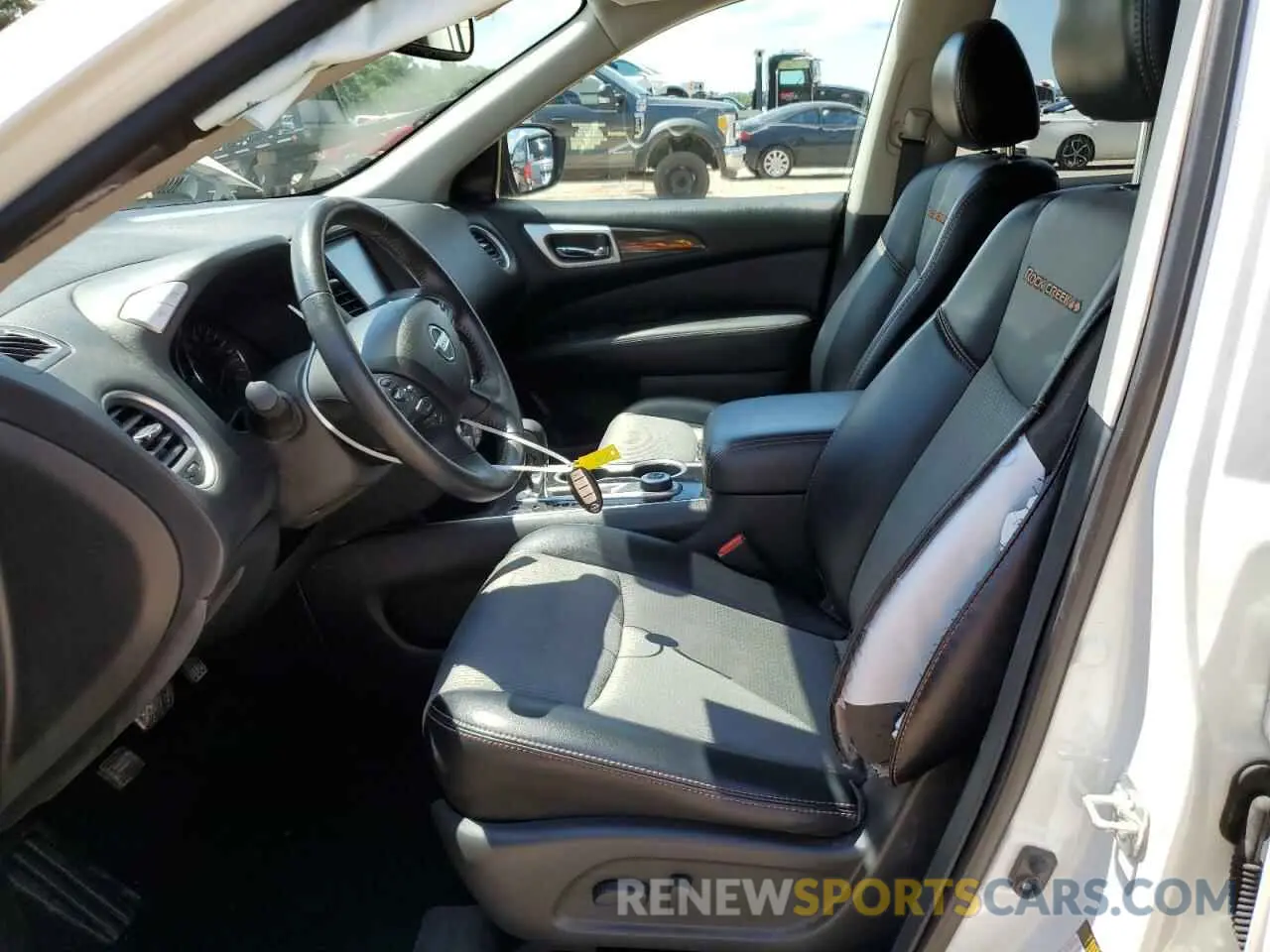7 Photograph of a damaged car 5N1DR2BM3LC626806 NISSAN PATHFINDER 2020