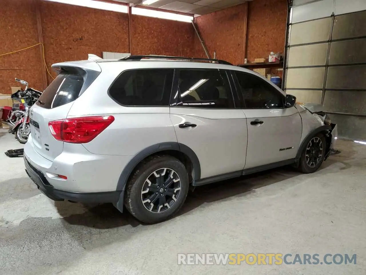 3 Photograph of a damaged car 5N1DR2BM5LC593789 NISSAN PATHFINDER 2020