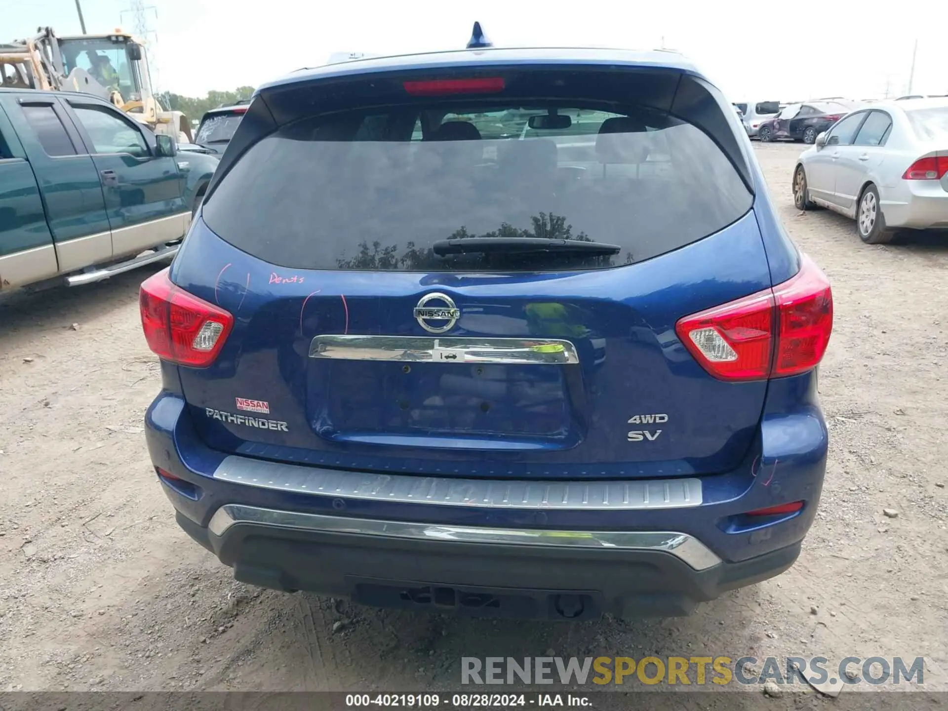 17 Photograph of a damaged car 5N1DR2BM5LC627973 NISSAN PATHFINDER 2020