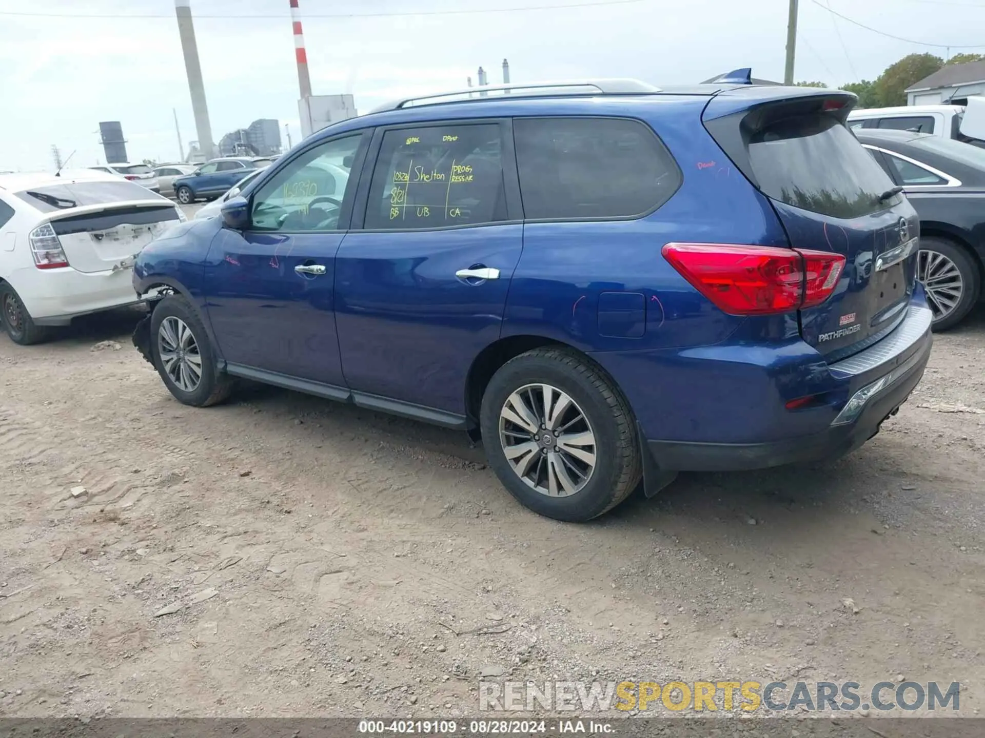 3 Photograph of a damaged car 5N1DR2BM5LC627973 NISSAN PATHFINDER 2020
