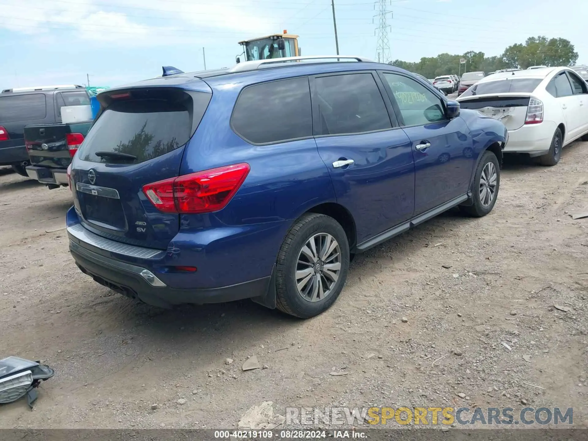 4 Photograph of a damaged car 5N1DR2BM5LC627973 NISSAN PATHFINDER 2020