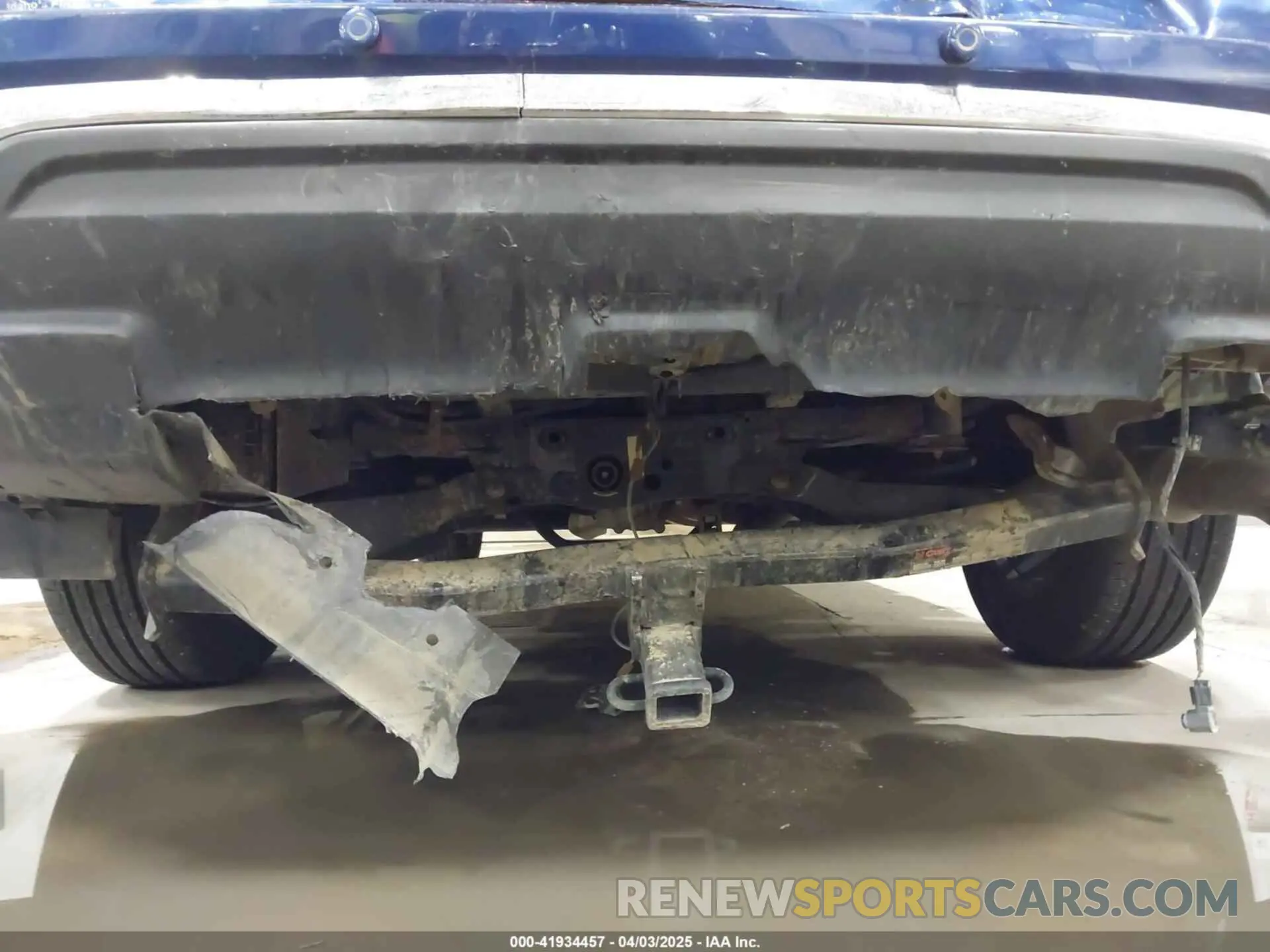 19 Photograph of a damaged car 5N1DR2BM7LC601374 NISSAN PATHFINDER 2020