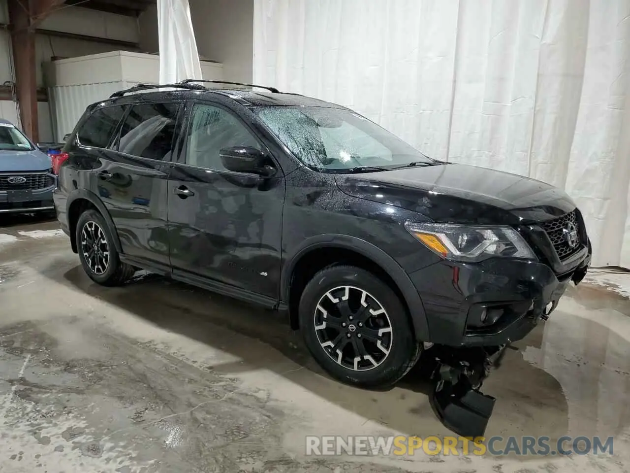 4 Photograph of a damaged car 5N1DR2BM7LC617977 NISSAN PATHFINDER 2020