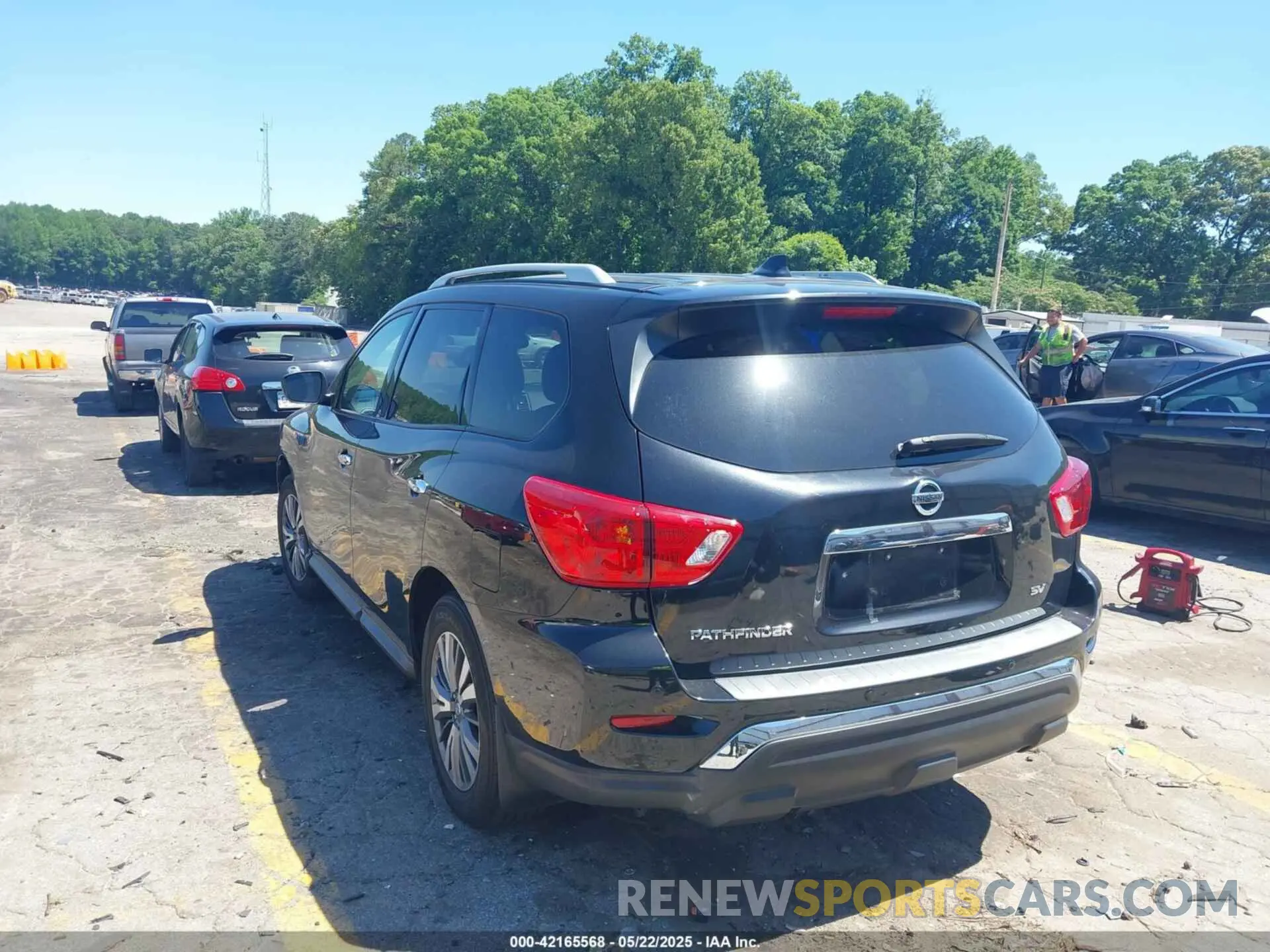 3 Photograph of a damaged car 5N1DR2BN1LC640843 NISSAN PATHFINDER 2020