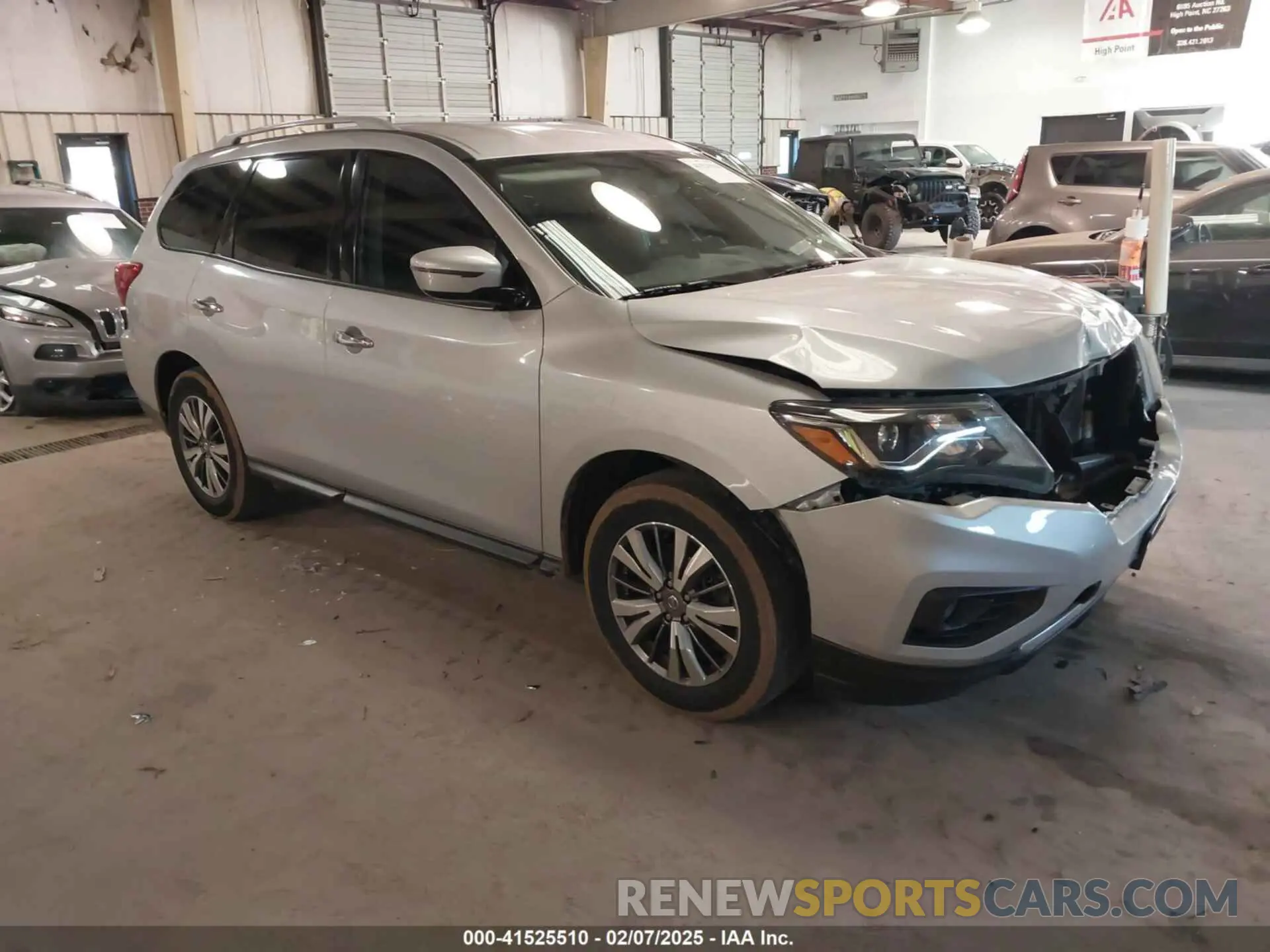 1 Photograph of a damaged car 5N1DR2BN2LC589286 NISSAN PATHFINDER 2020