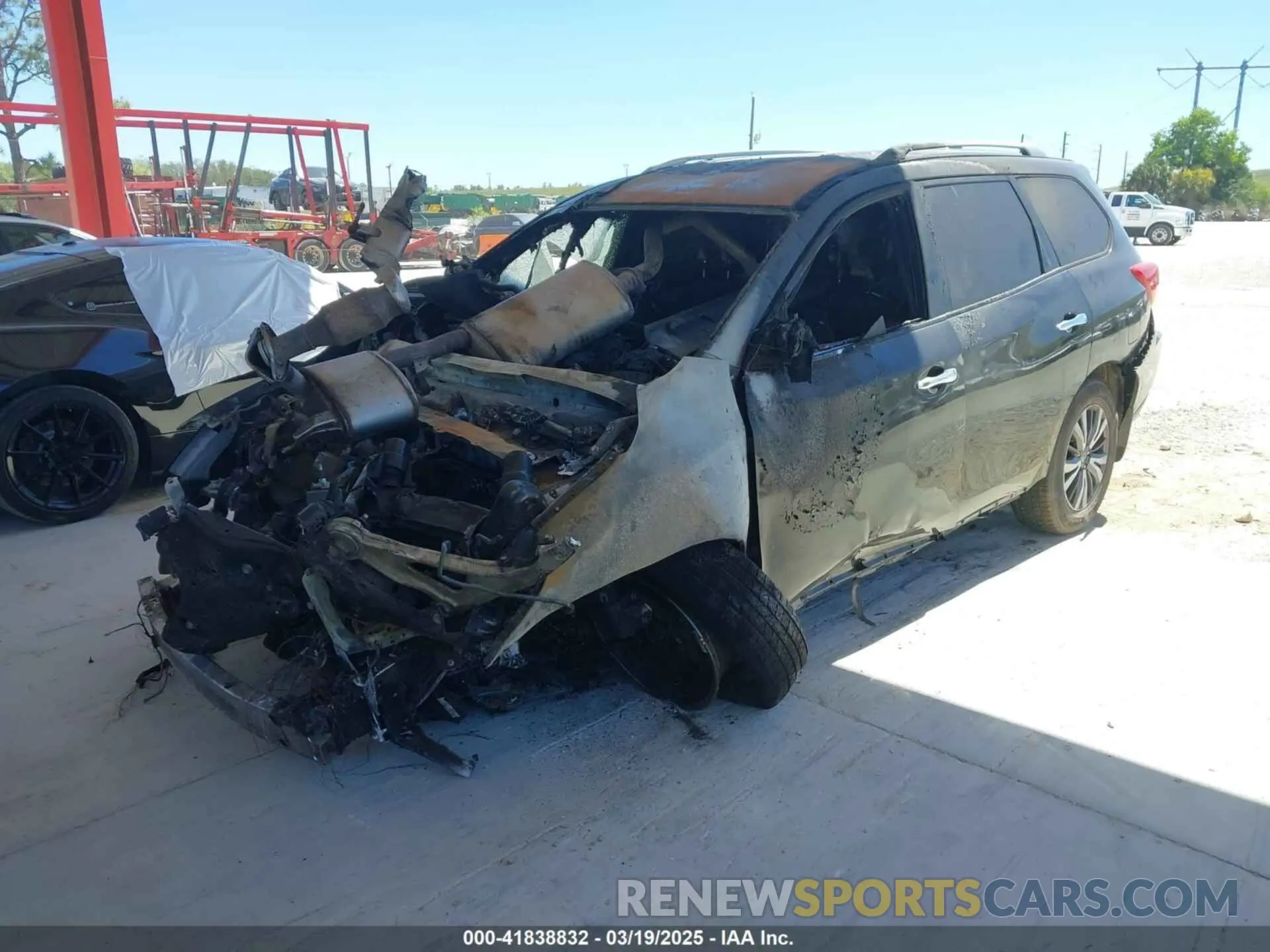 2 Photograph of a damaged car 5N1DR2BN3LC617693 NISSAN PATHFINDER 2020