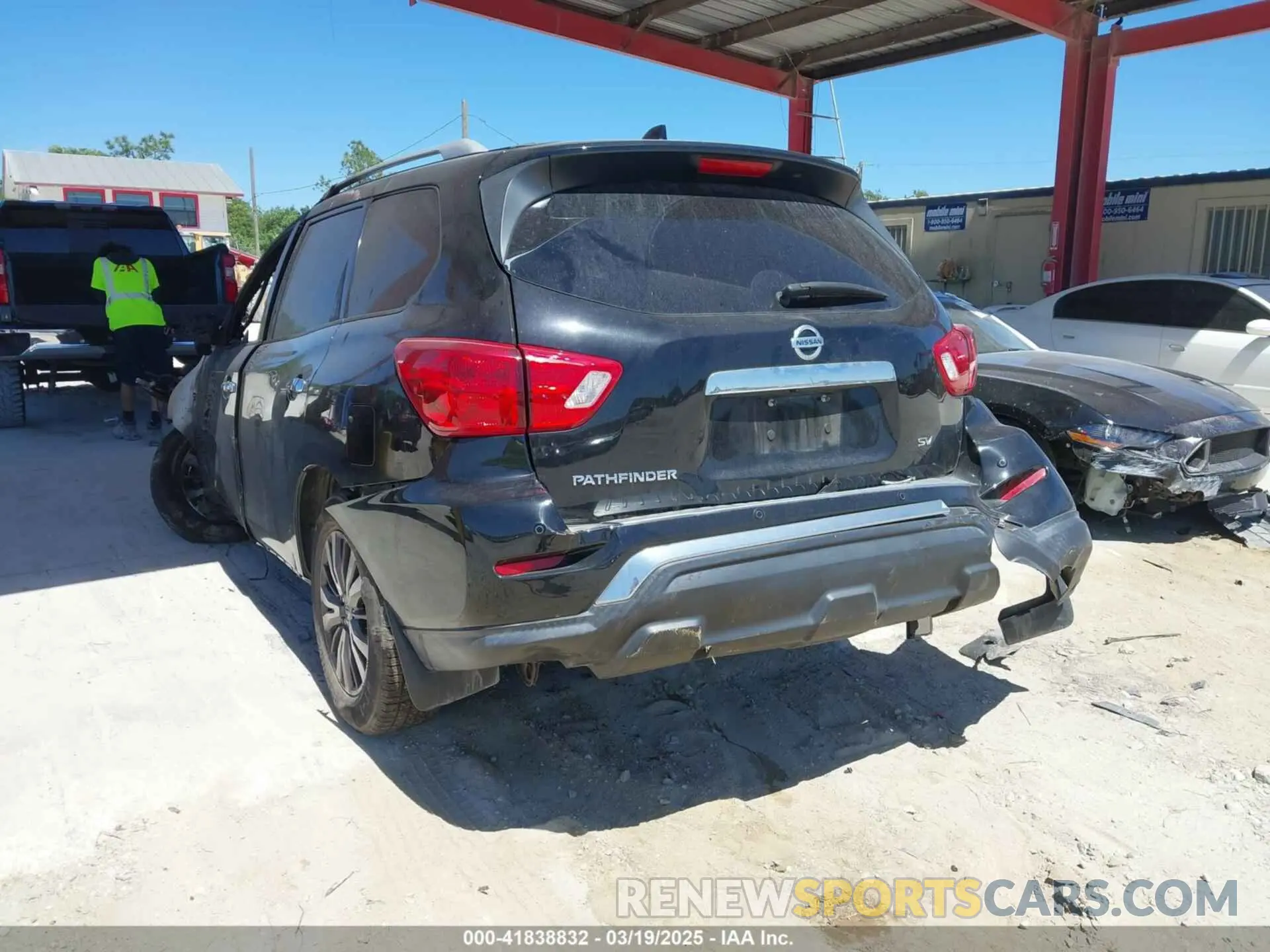 3 Photograph of a damaged car 5N1DR2BN3LC617693 NISSAN PATHFINDER 2020