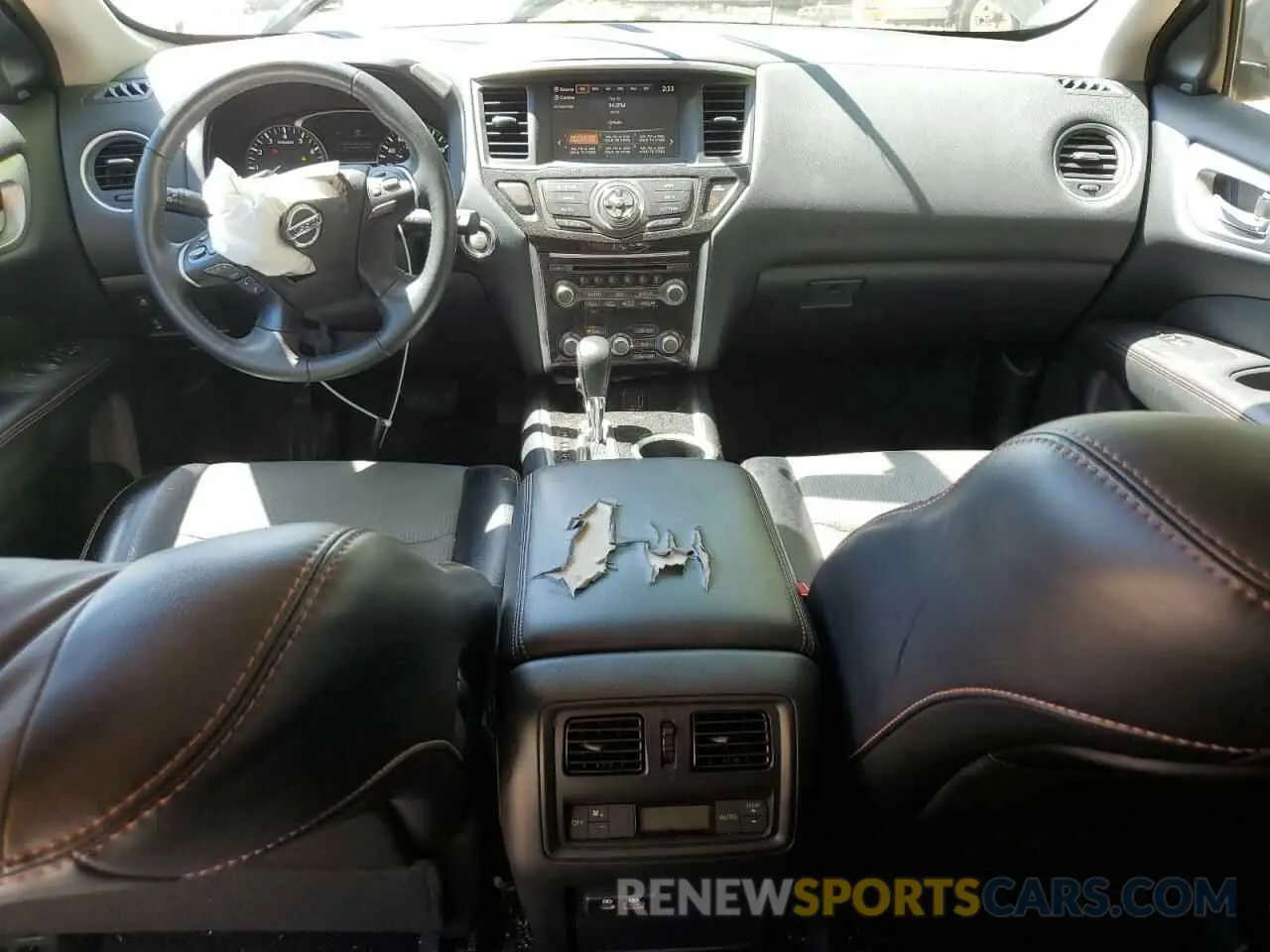 8 Photograph of a damaged car 5N1DR2BN6LC625917 NISSAN PATHFINDER 2020