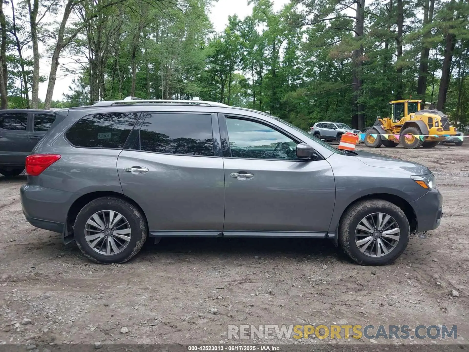 13 Photograph of a damaged car 5N1DR2BN9LC595733 NISSAN PATHFINDER 2020
