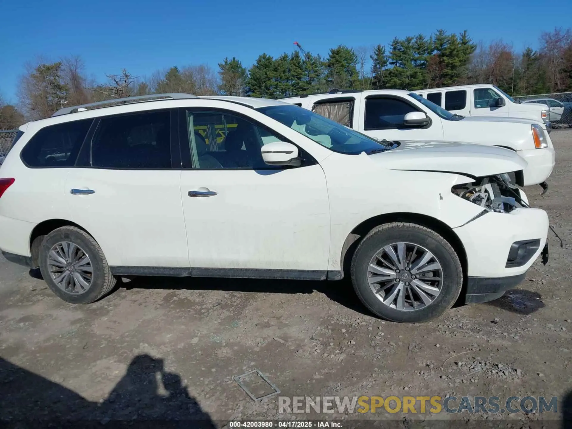 13 Photograph of a damaged car 5N1DR2BN9LC607573 NISSAN PATHFINDER 2020
