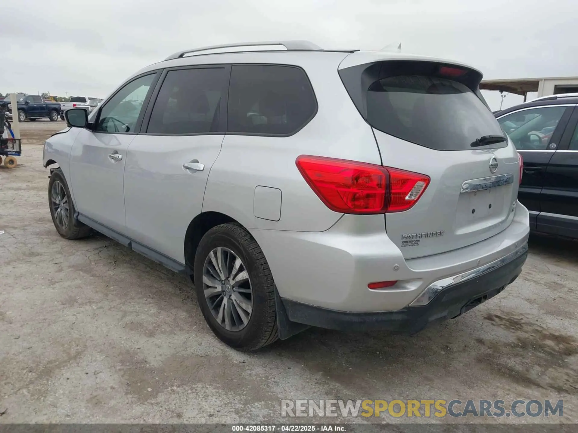 3 Photograph of a damaged car 5N1DR2CM0LC641522 NISSAN PATHFINDER 2020