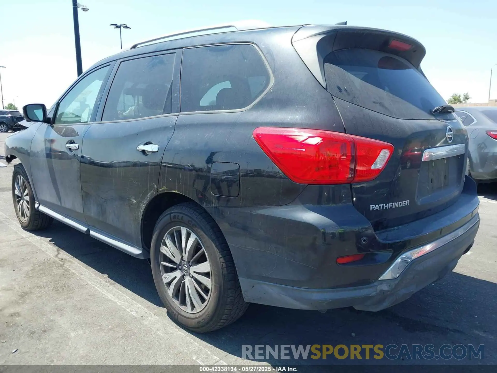 3 Photograph of a damaged car 5N1DR2CM1LC578561 NISSAN PATHFINDER 2020