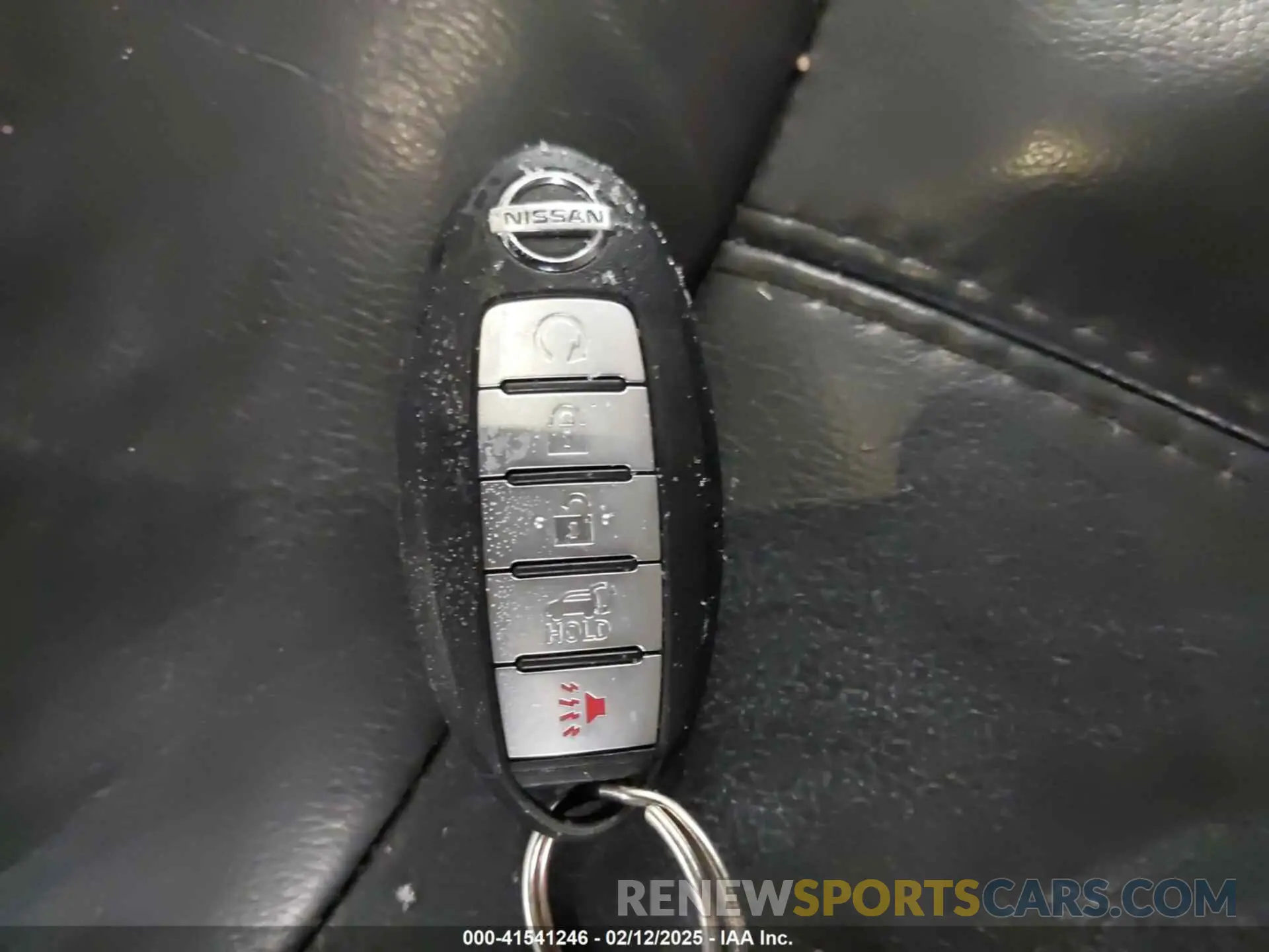 11 Photograph of a damaged car 5N1DR2CM3LC596348 NISSAN PATHFINDER 2020