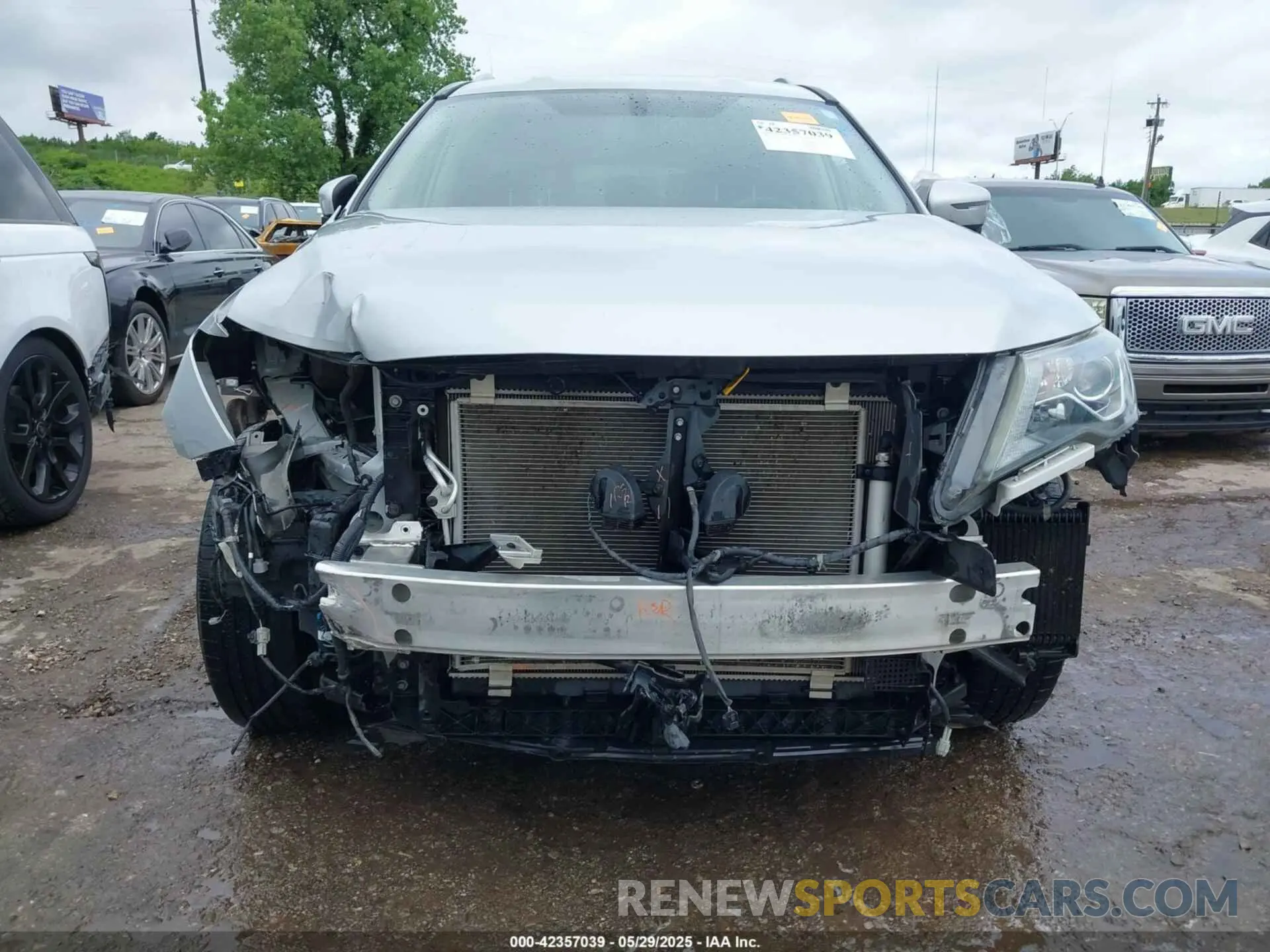 12 Photograph of a damaged car 5N1DR2CM3LC606506 NISSAN PATHFINDER 2020