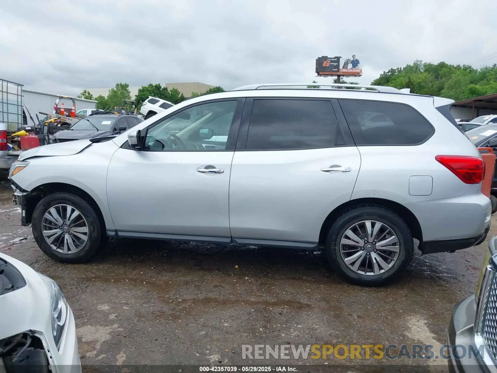 14 Photograph of a damaged car 5N1DR2CM3LC606506 NISSAN PATHFINDER 2020