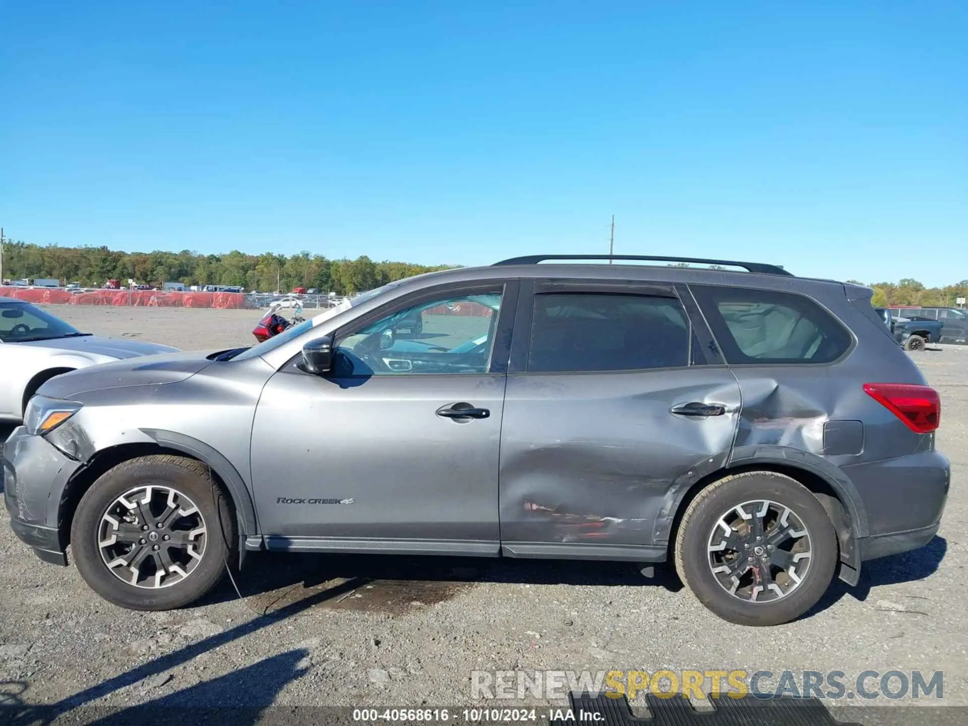 14 Photograph of a damaged car 5N1DR2CM4LC636193 NISSAN PATHFINDER 2020