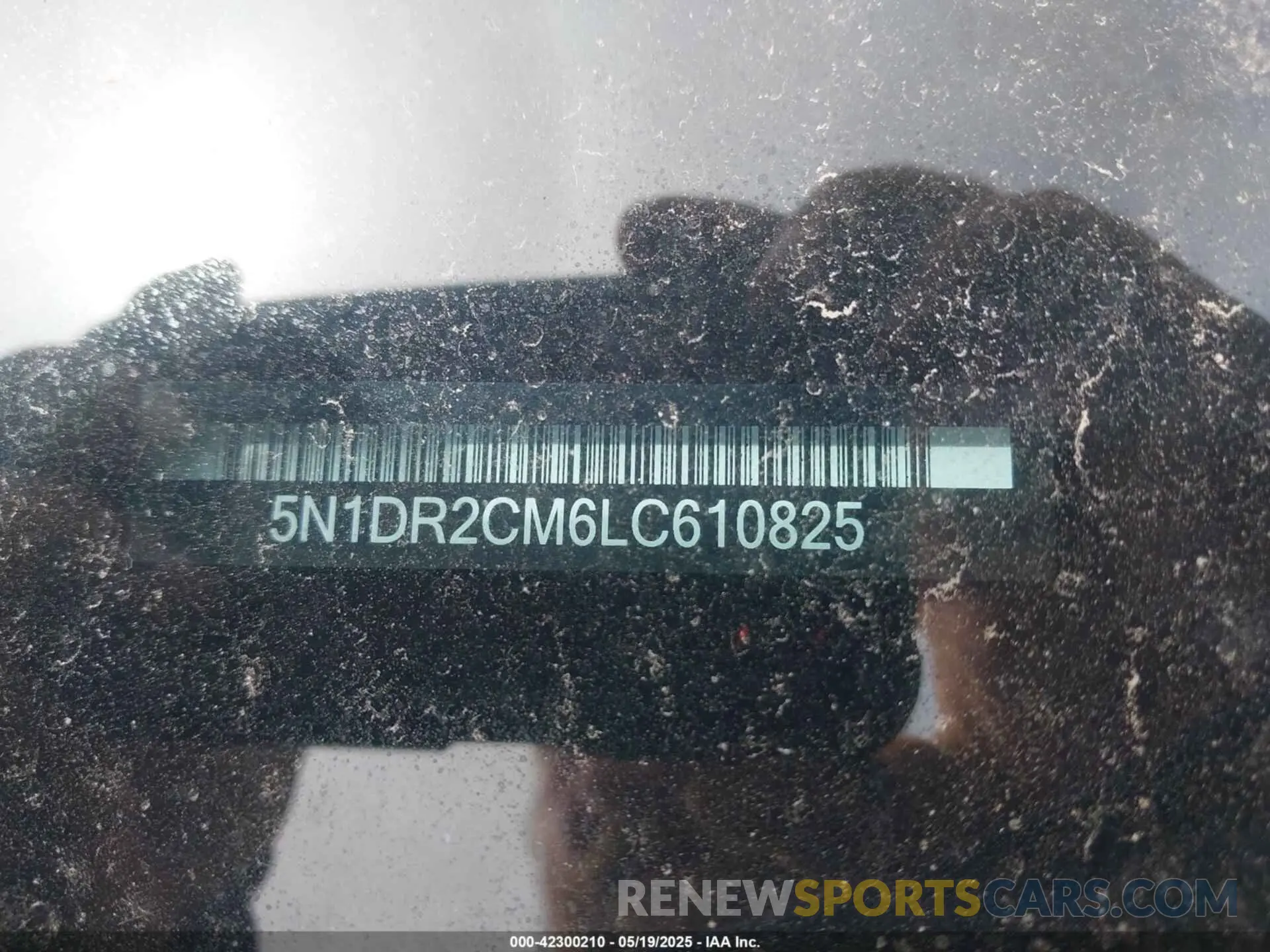 9 Photograph of a damaged car 5N1DR2CM6LC610825 NISSAN PATHFINDER 2020