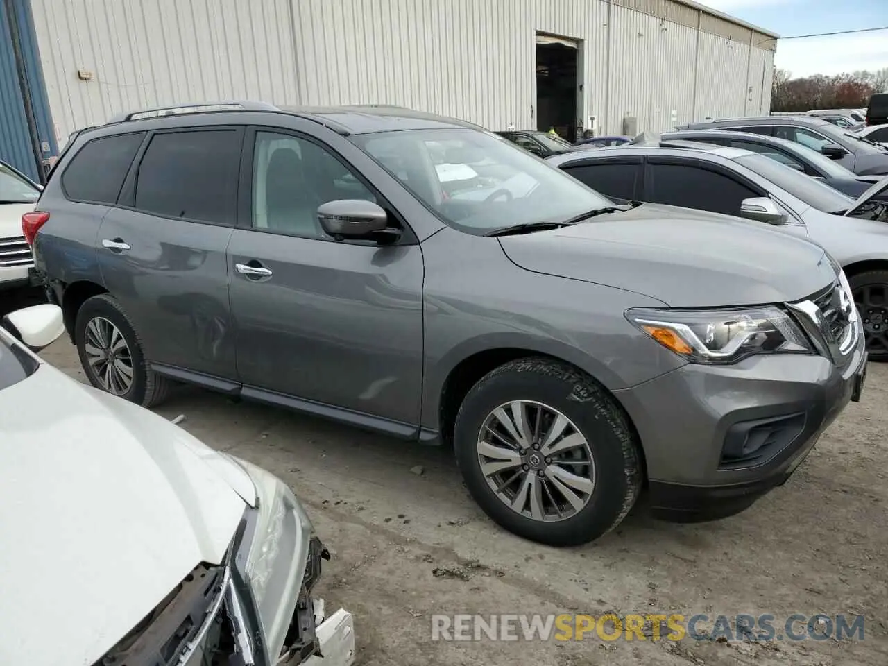 4 Photograph of a damaged car 5N1DR2CM7LC604046 NISSAN PATHFINDER 2020