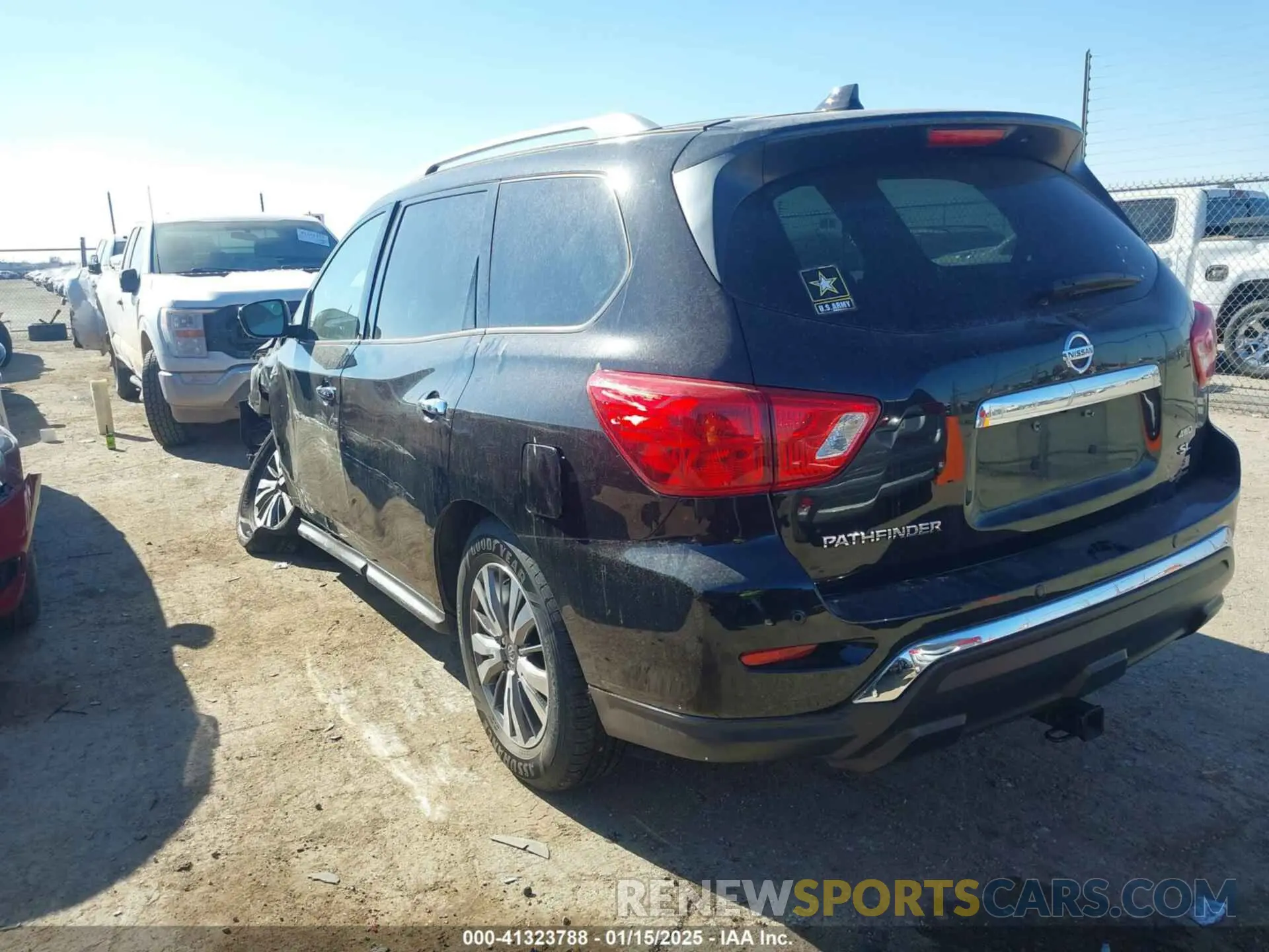 3 Photograph of a damaged car 5N1DR2CM9LC608583 NISSAN PATHFINDER 2020