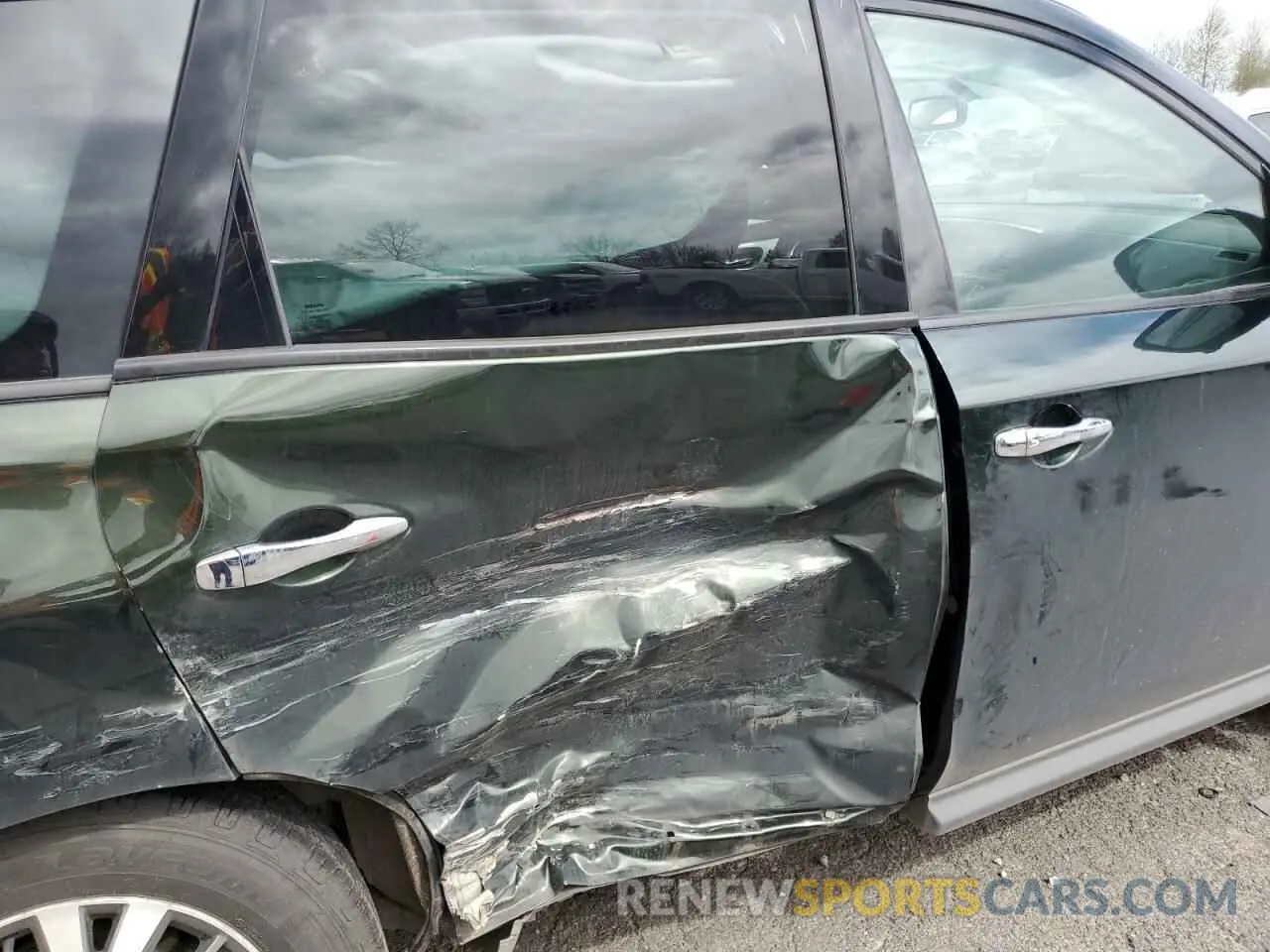 10 Photograph of a damaged car 5N1DR2CMXLC586674 NISSAN PATHFINDER 2020