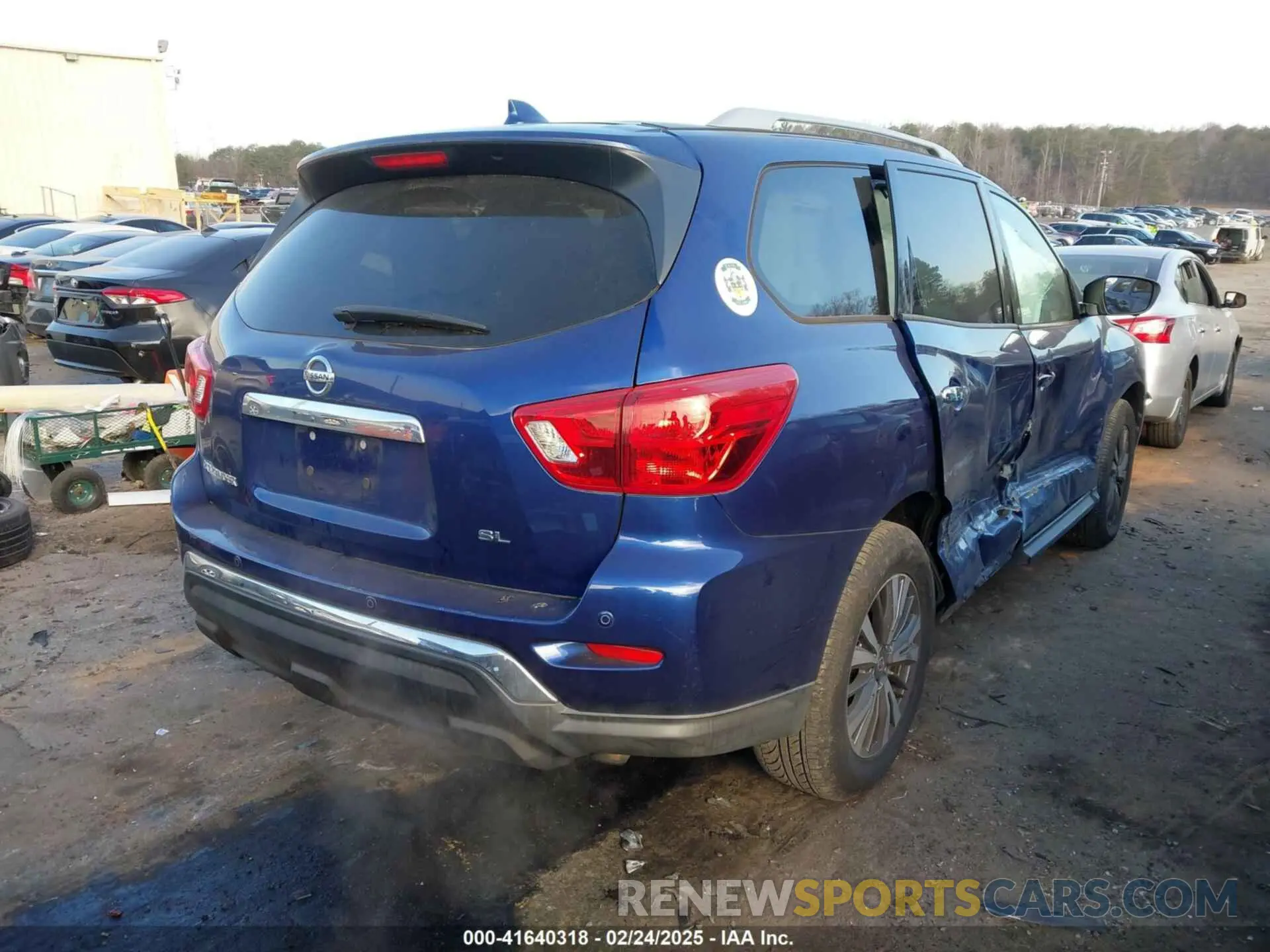 4 Photograph of a damaged car 5N1DR2CN0LC578639 NISSAN PATHFINDER 2020