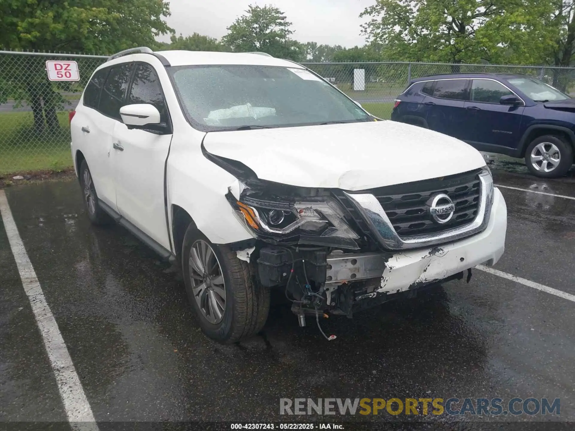 1 Photograph of a damaged car 5N1DR2CN2LC580781 NISSAN PATHFINDER 2020