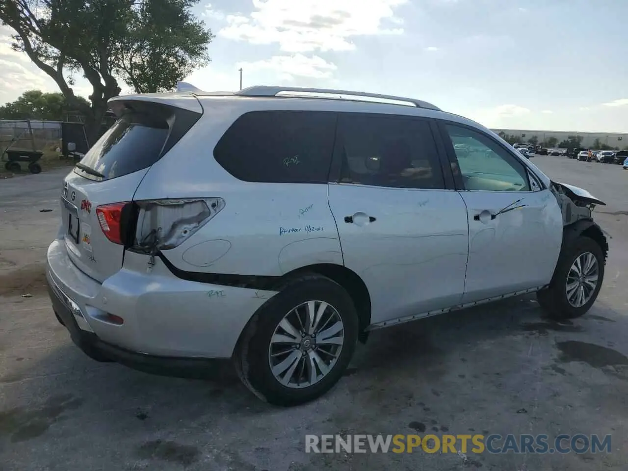3 Photograph of a damaged car 5N1DR2CN2LC602486 NISSAN PATHFINDER 2020