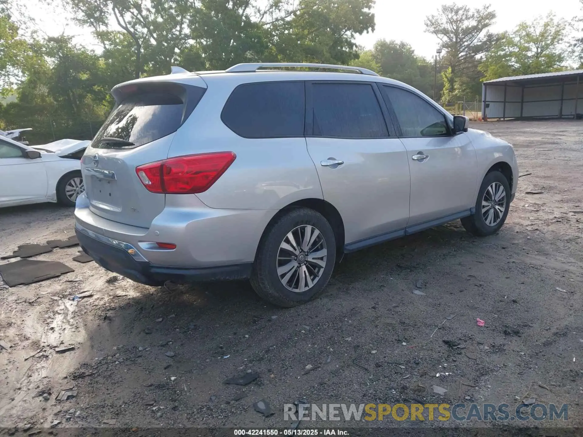 4 Photograph of a damaged car 5N1DR2CN3LC595502 NISSAN PATHFINDER 2020