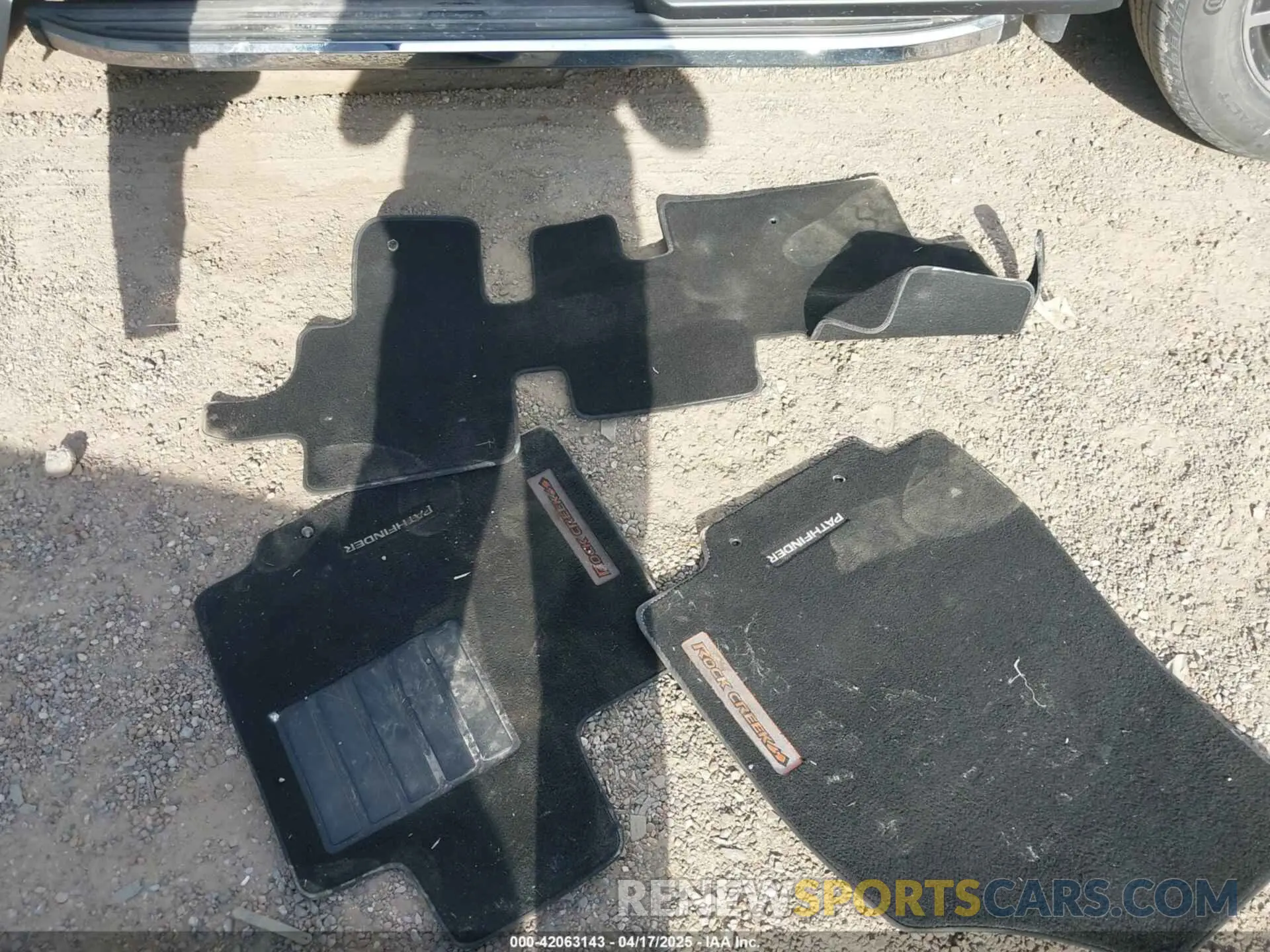12 Photograph of a damaged car 5N1DR2CN3LC605204 NISSAN PATHFINDER 2020