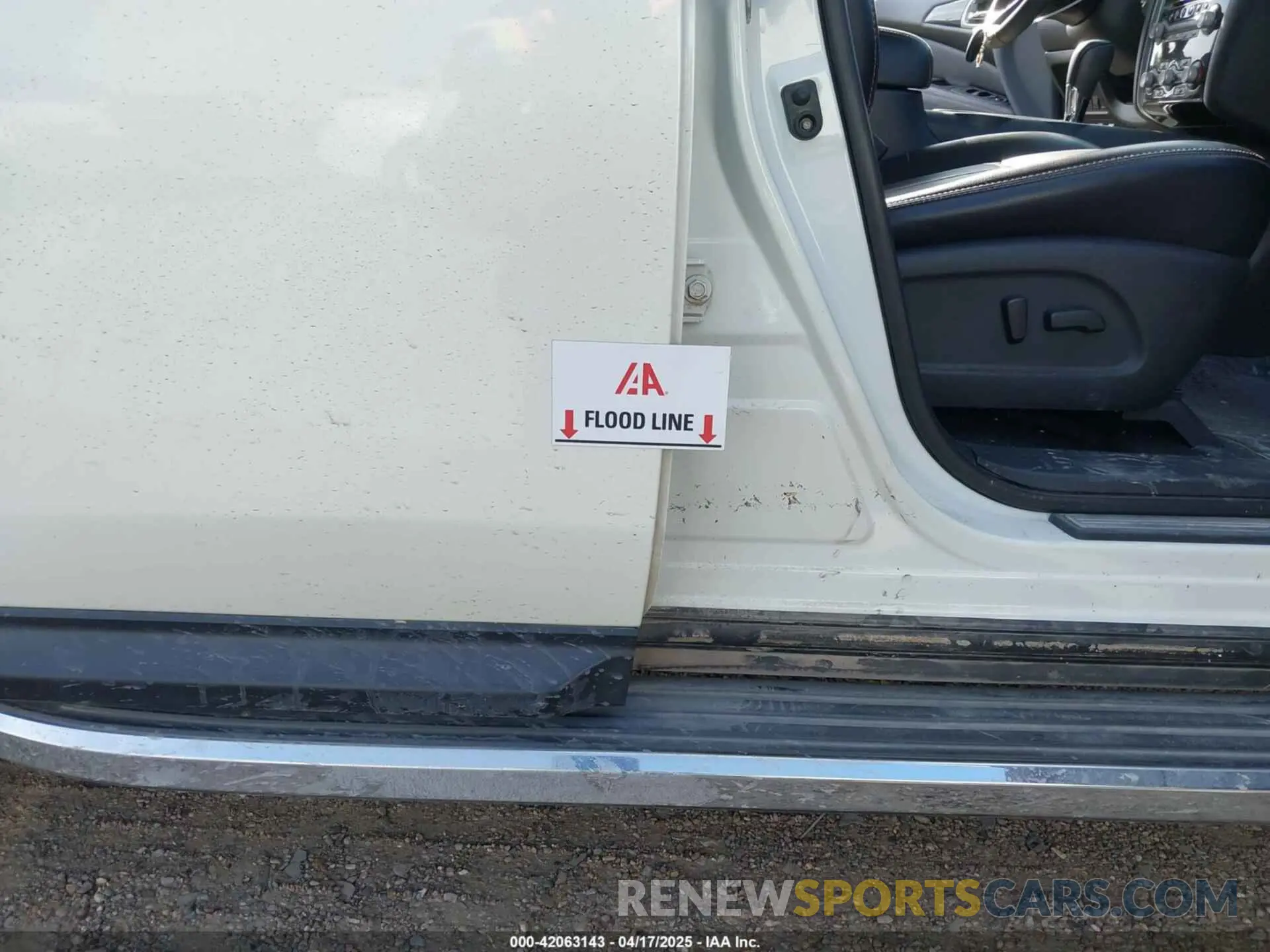 6 Photograph of a damaged car 5N1DR2CN3LC605204 NISSAN PATHFINDER 2020
