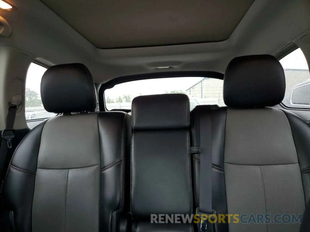 10 Photograph of a damaged car 5N1DR2CN5LC634686 NISSAN PATHFINDER 2020