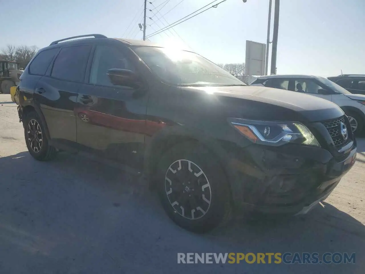 4 Photograph of a damaged car 5N1DR2CN6LC646605 NISSAN PATHFINDER 2020