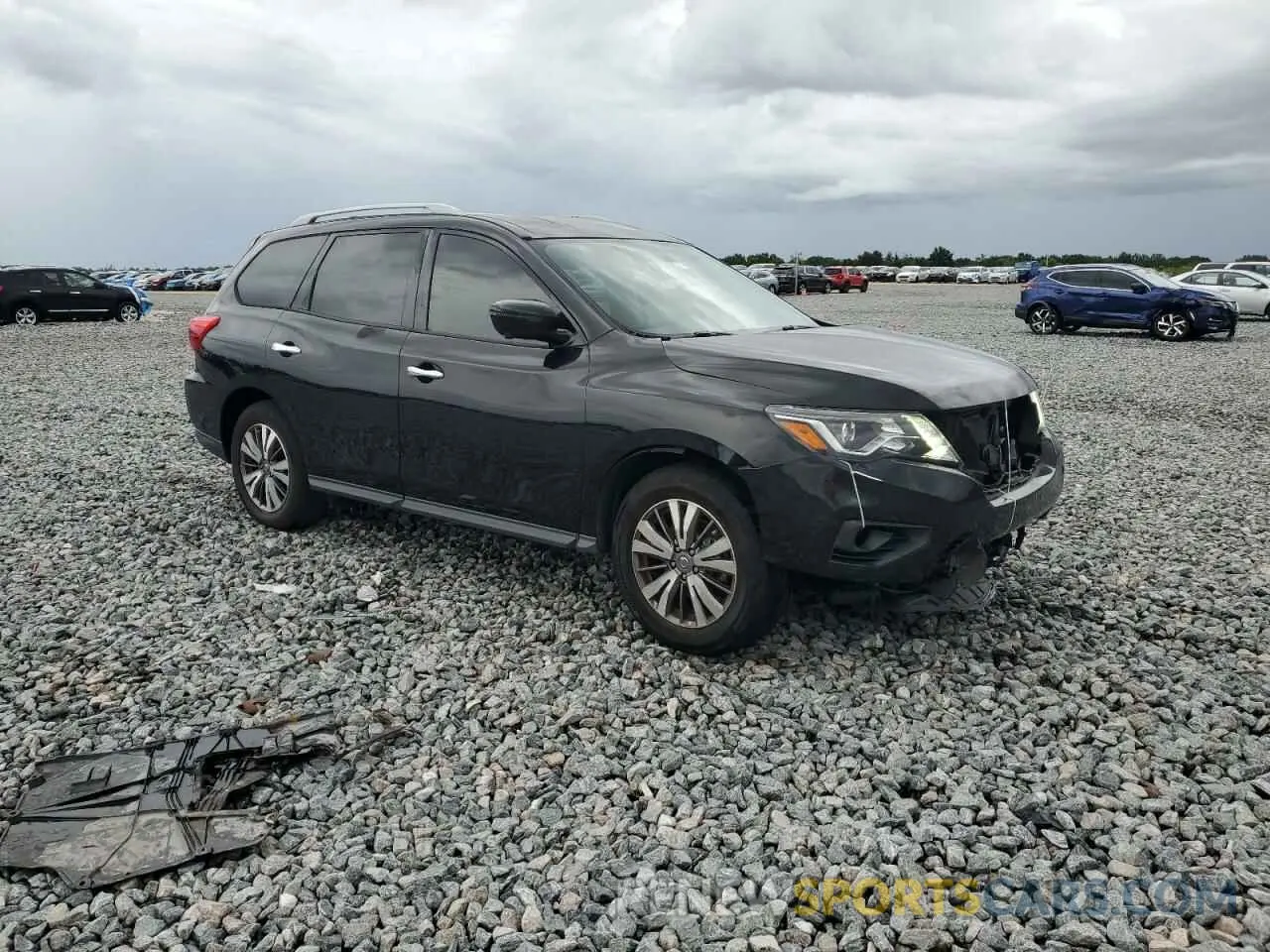 4 Photograph of a damaged car 5N1DR2CN7LC596328 NISSAN PATHFINDER 2020