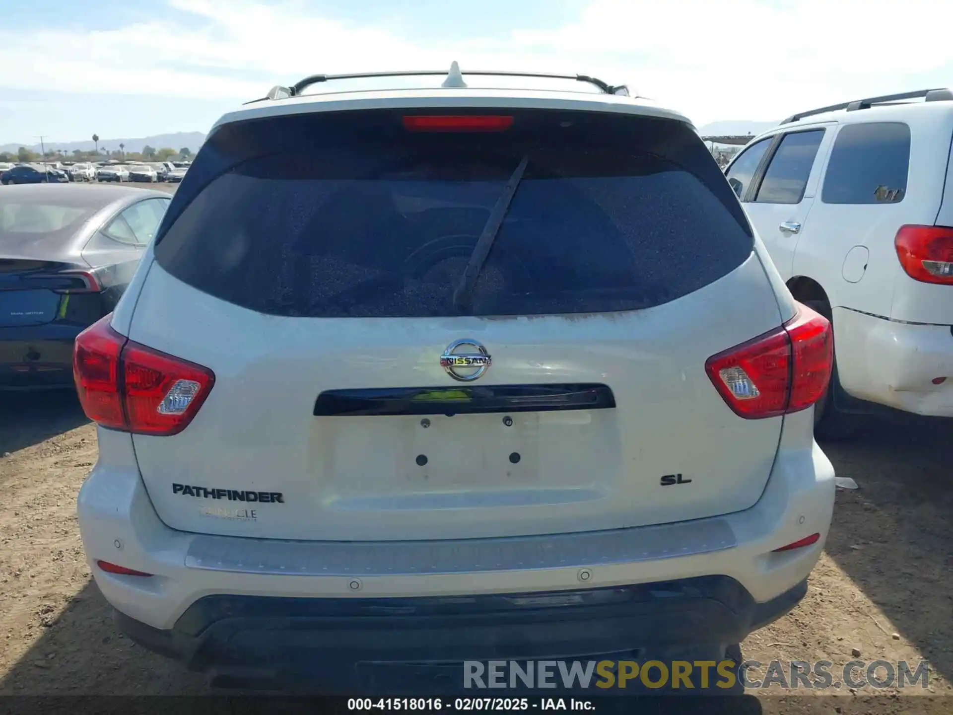 16 Photograph of a damaged car 5N1DR2CNXLC621321 NISSAN PATHFINDER 2020