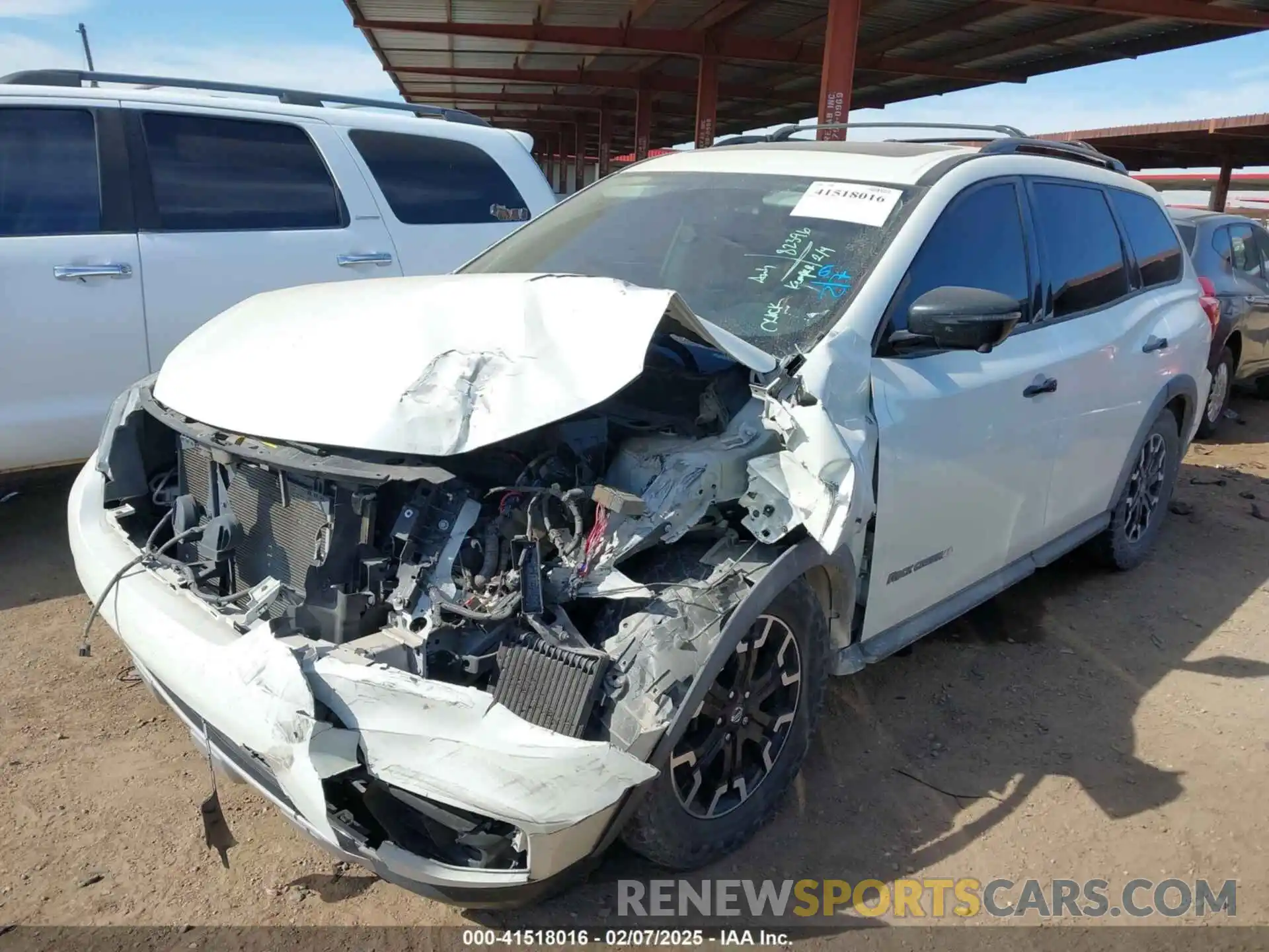 6 Photograph of a damaged car 5N1DR2CNXLC621321 NISSAN PATHFINDER 2020