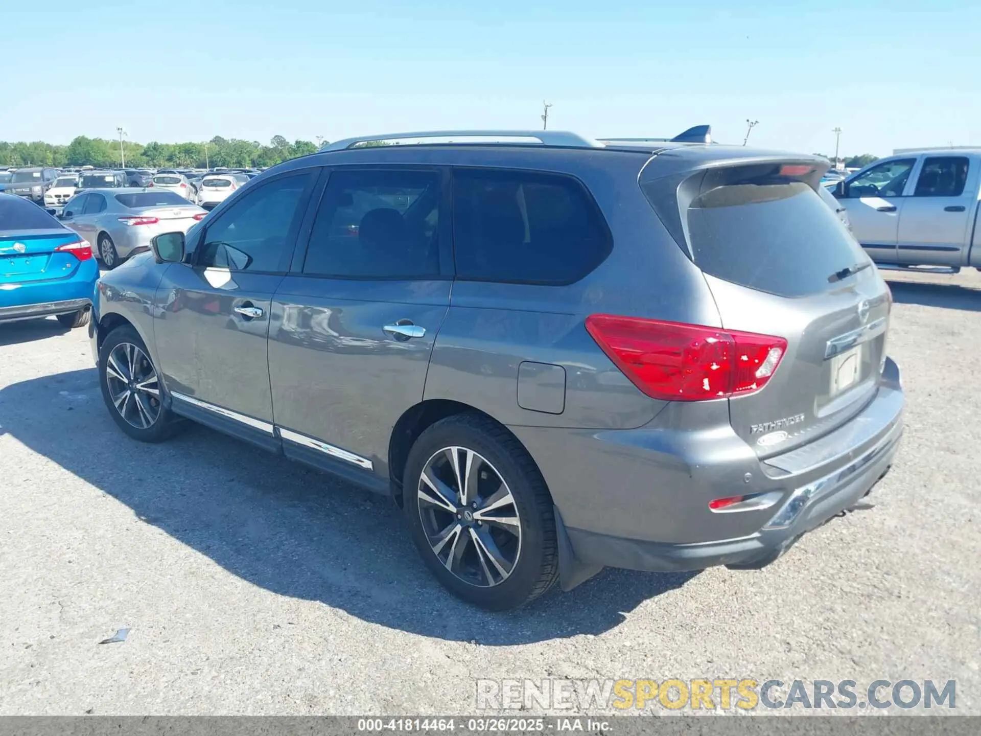 3 Photograph of a damaged car 5N1DR2DM9LC605276 NISSAN PATHFINDER 2020