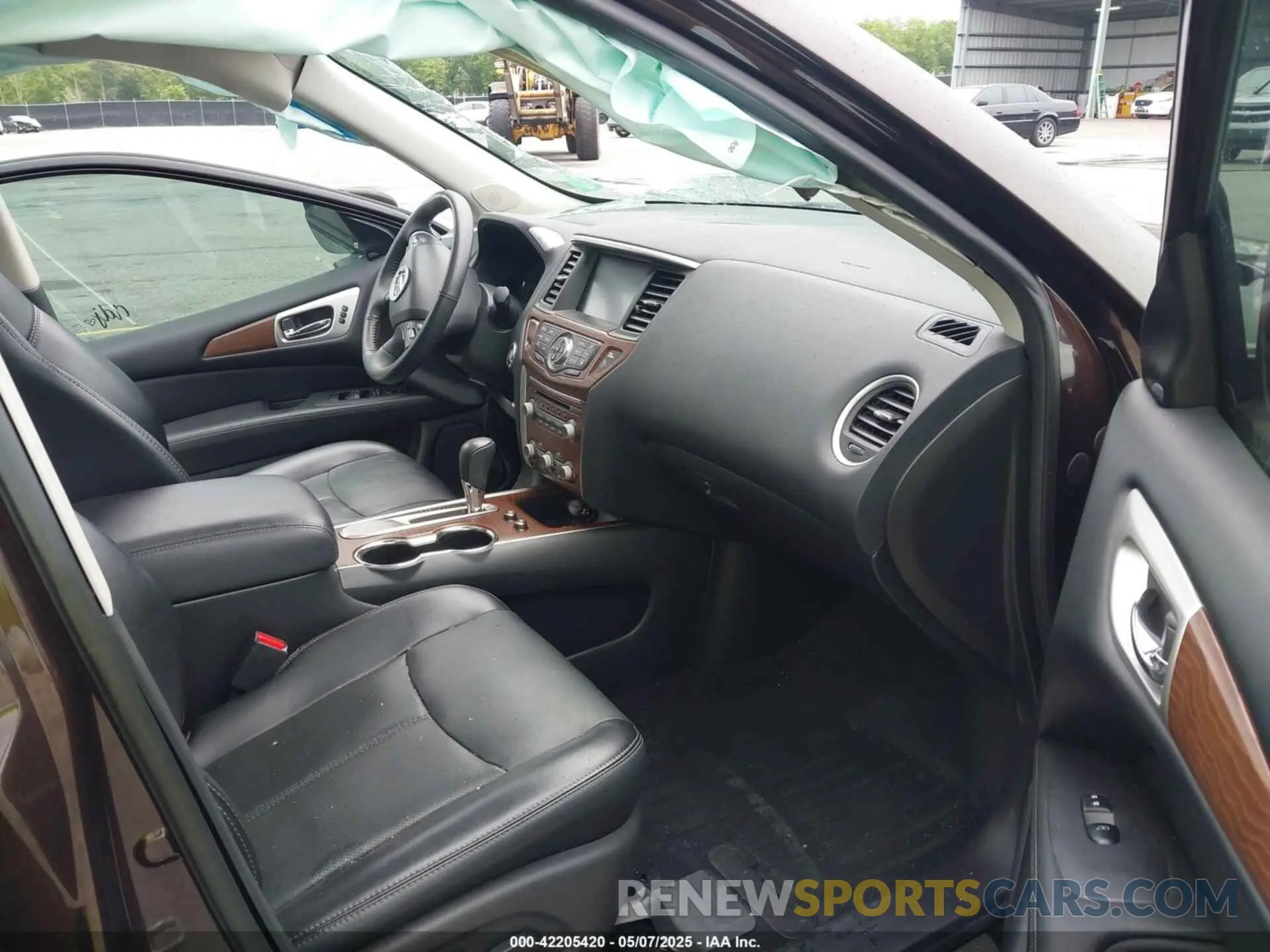 5 Photograph of a damaged car 5N1DR2DN0LC592071 NISSAN PATHFINDER 2020