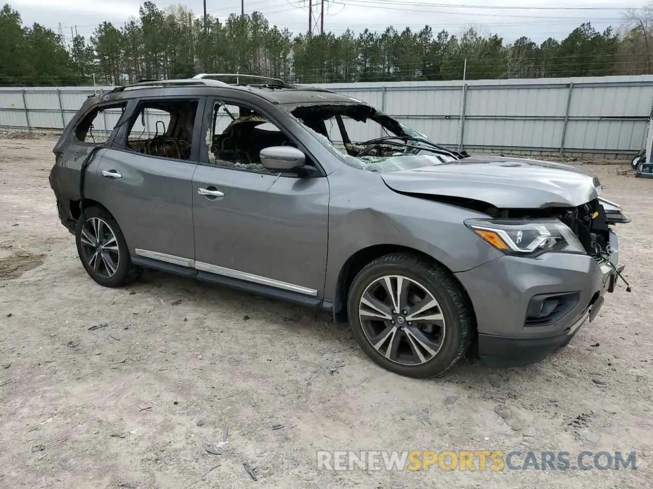 4 Photograph of a damaged car 5N1DR2DN0LC605059 NISSAN PATHFINDER 2020