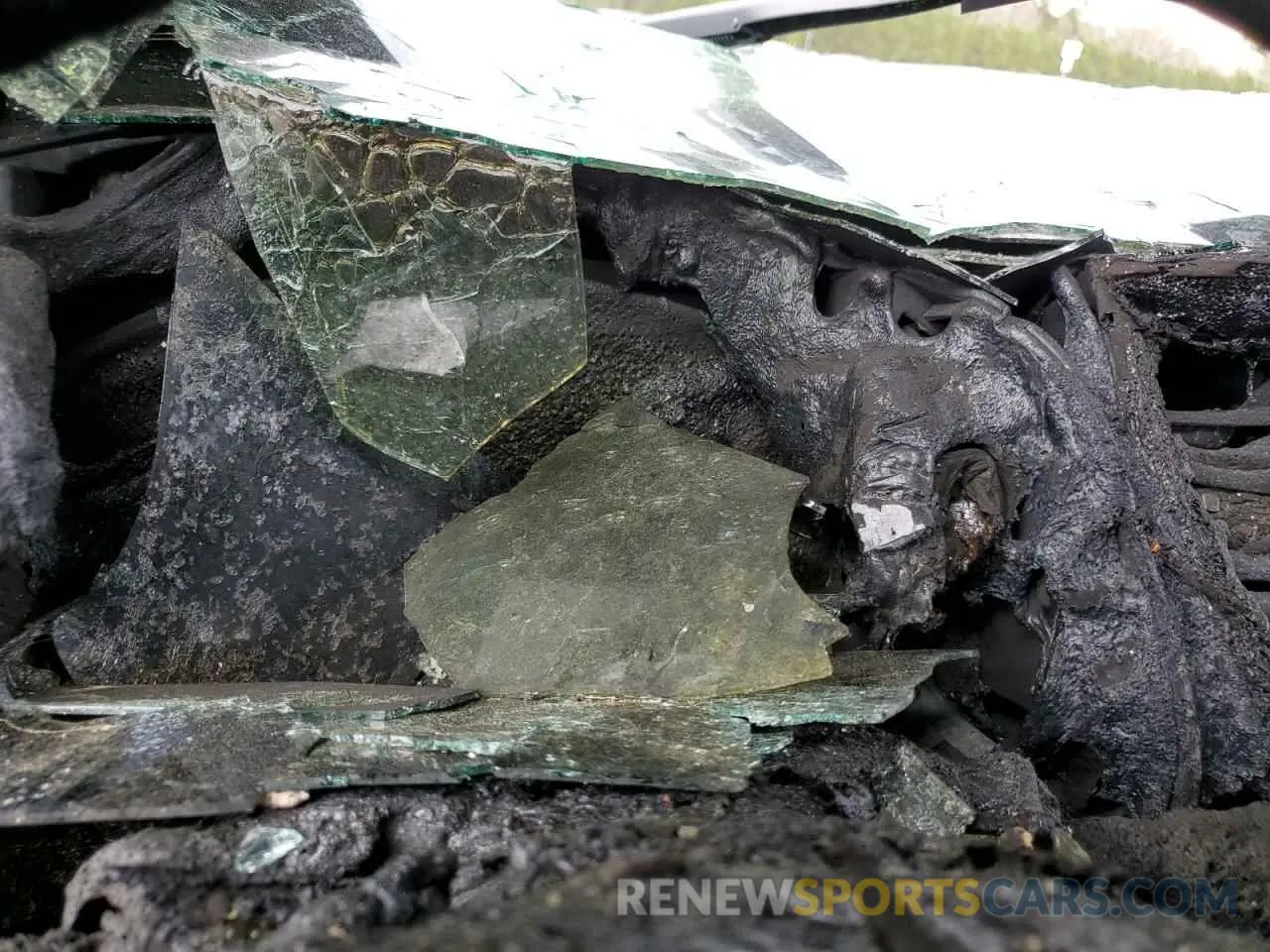 9 Photograph of a damaged car 5N1DR2DN0LC605059 NISSAN PATHFINDER 2020