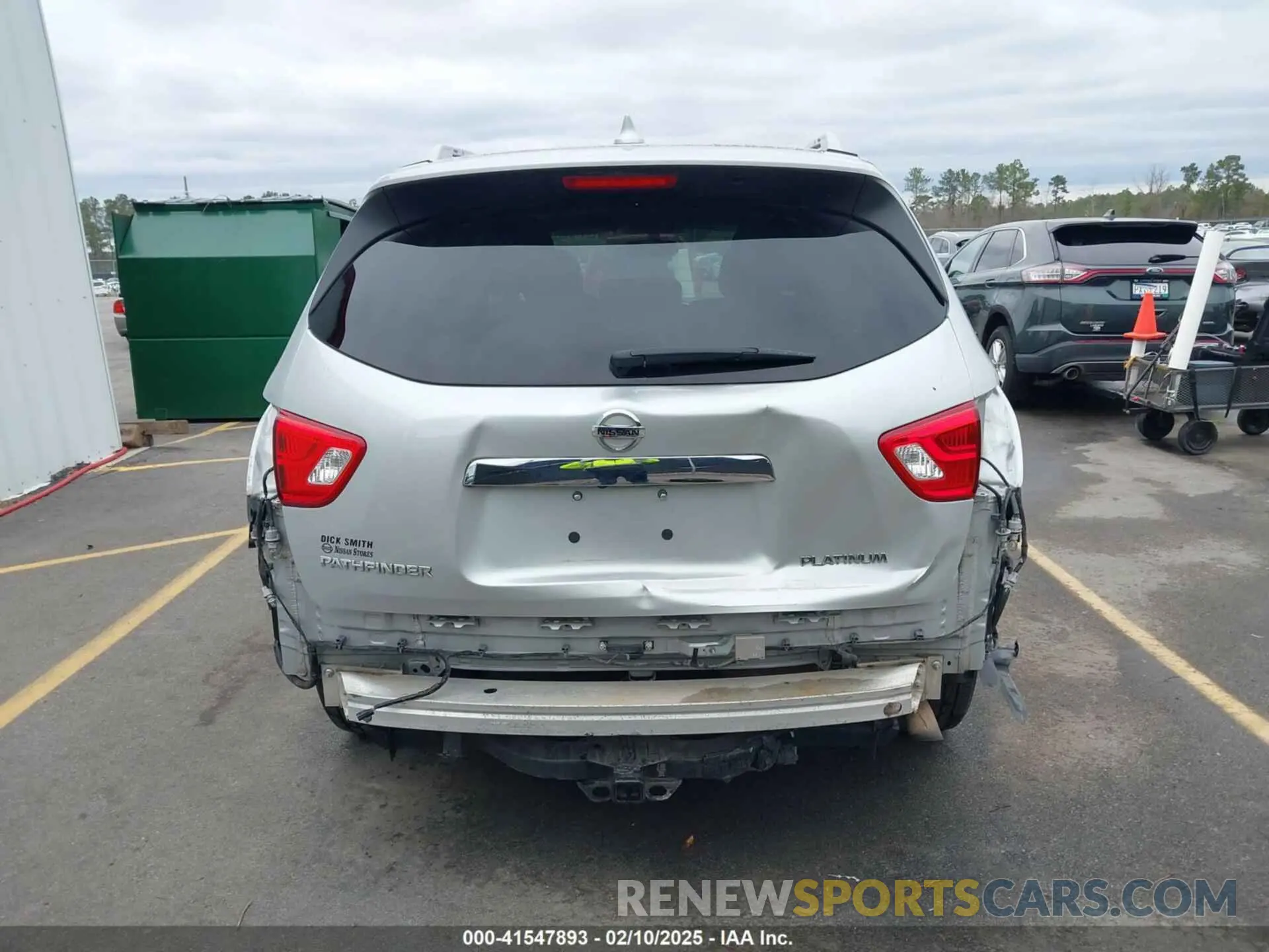 17 Photograph of a damaged car 5N1DR2DN3LC597023 NISSAN PATHFINDER 2020