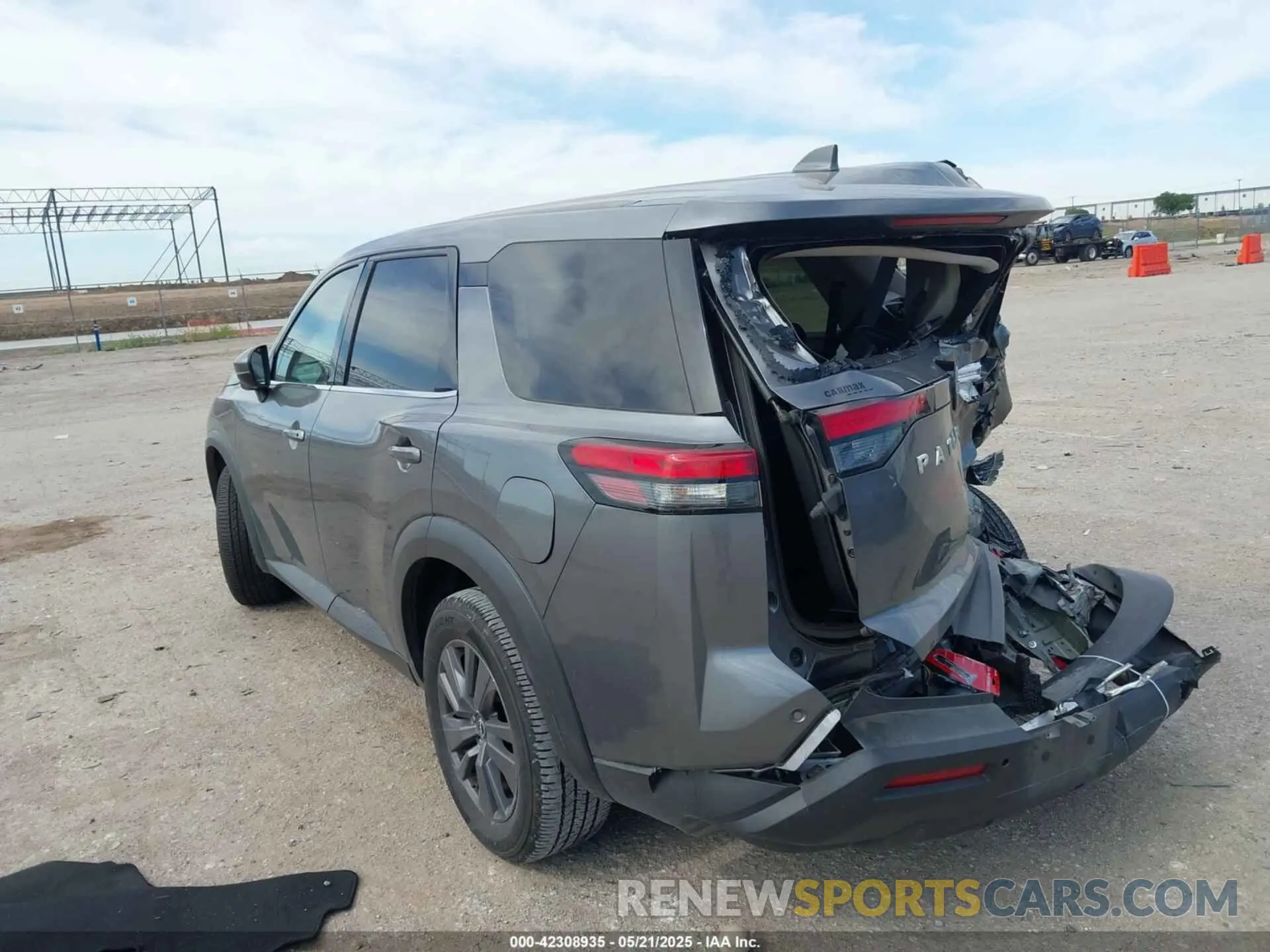 3 Photograph of a damaged car 5N1DR3AA9NC206564 NISSAN PATHFINDER 2022